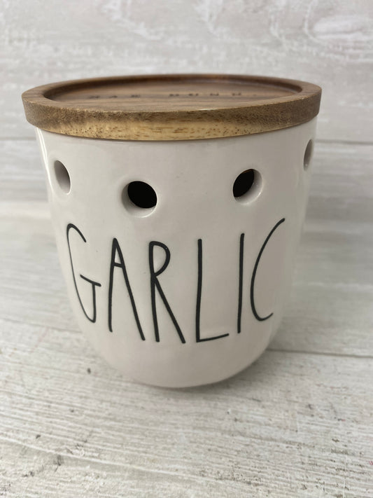 Rae Dunn Garlic Cellar With Wood Lid