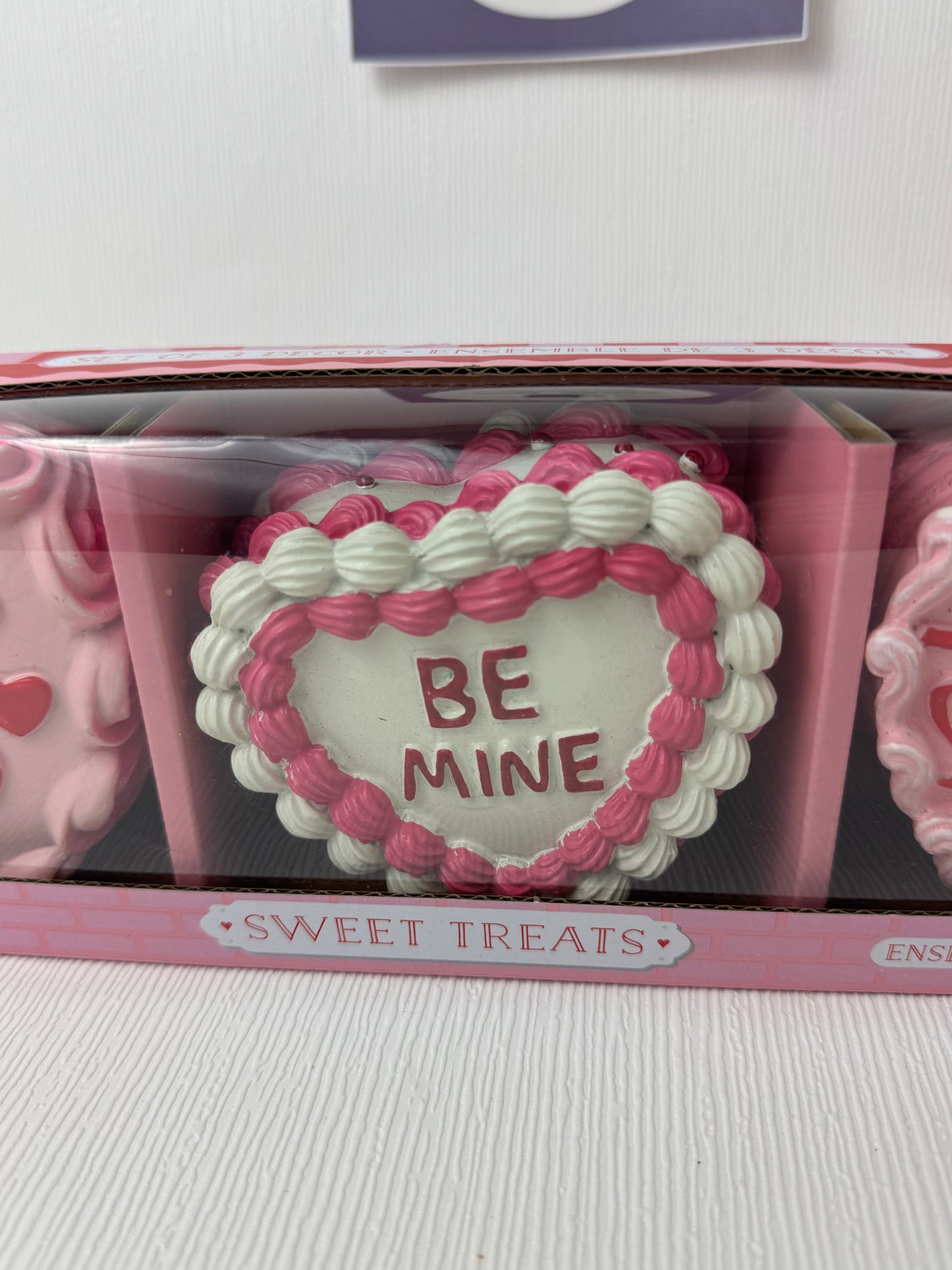 Sweet Treats Valentine's Heart Mini Cakes