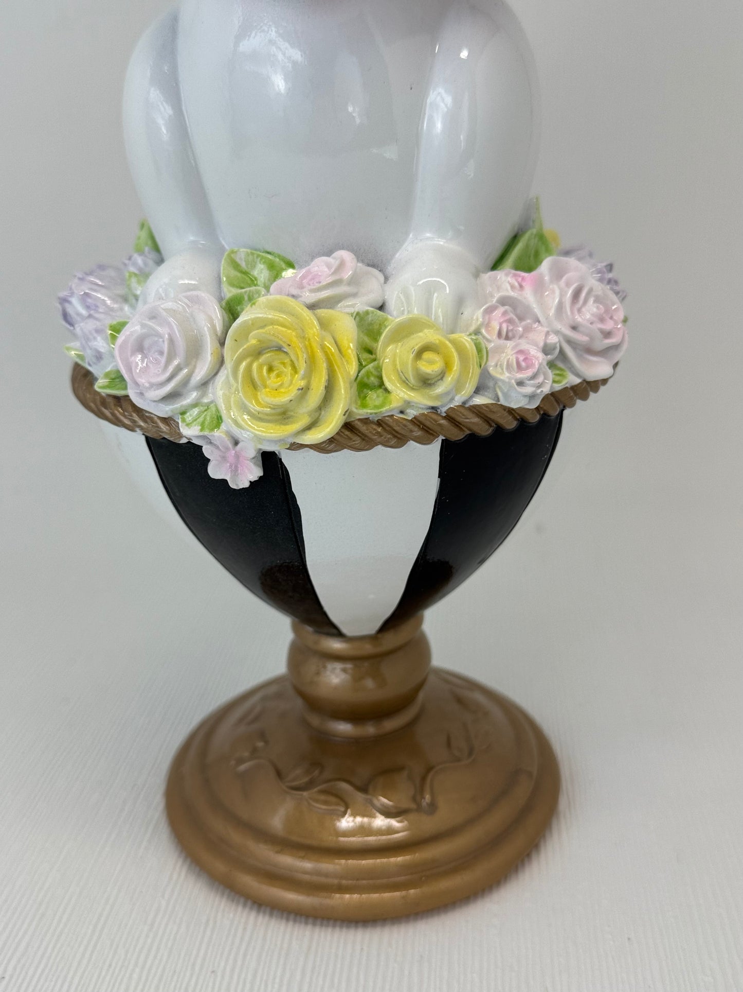 Tophat & Tail Bunny Flower Checkered Pedestal Decor