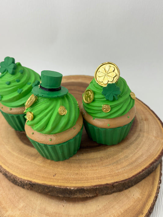 Cupcake & Cashmere St. Patrick's Day Cupcakes Set (Gold Coin Topper)