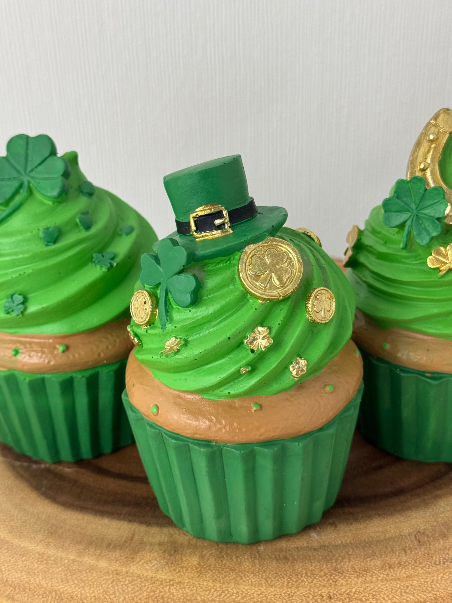 Cupcake & Cashmere St. Patrick's Day Cupcakes Set (Horseshoe Topper)