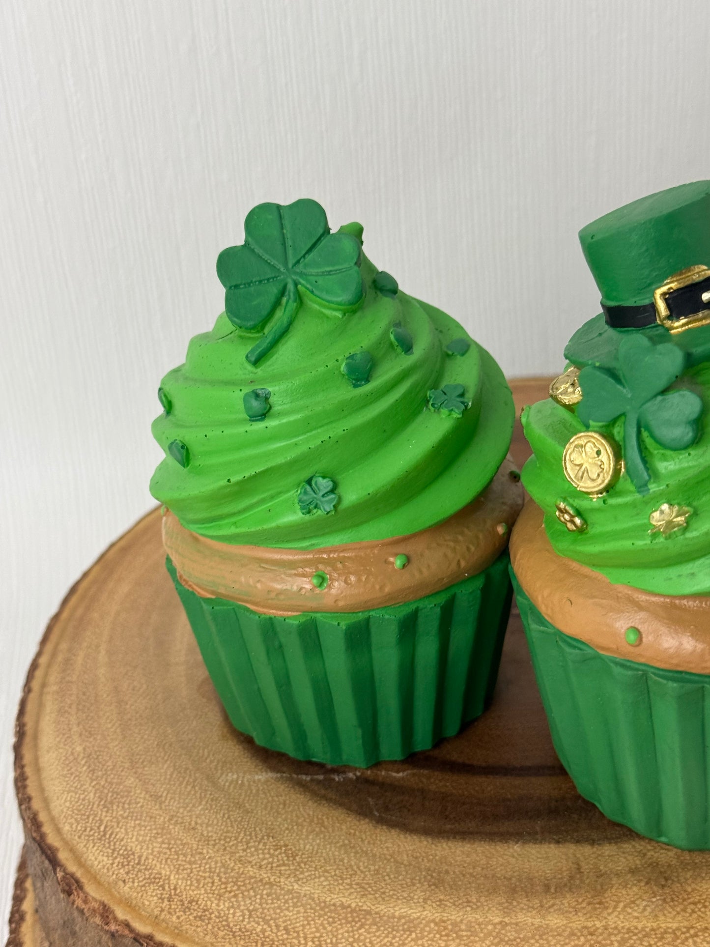 Cupcake & Cashmere St. Patrick's Day Cupcakes Set (Horseshoe Topper)