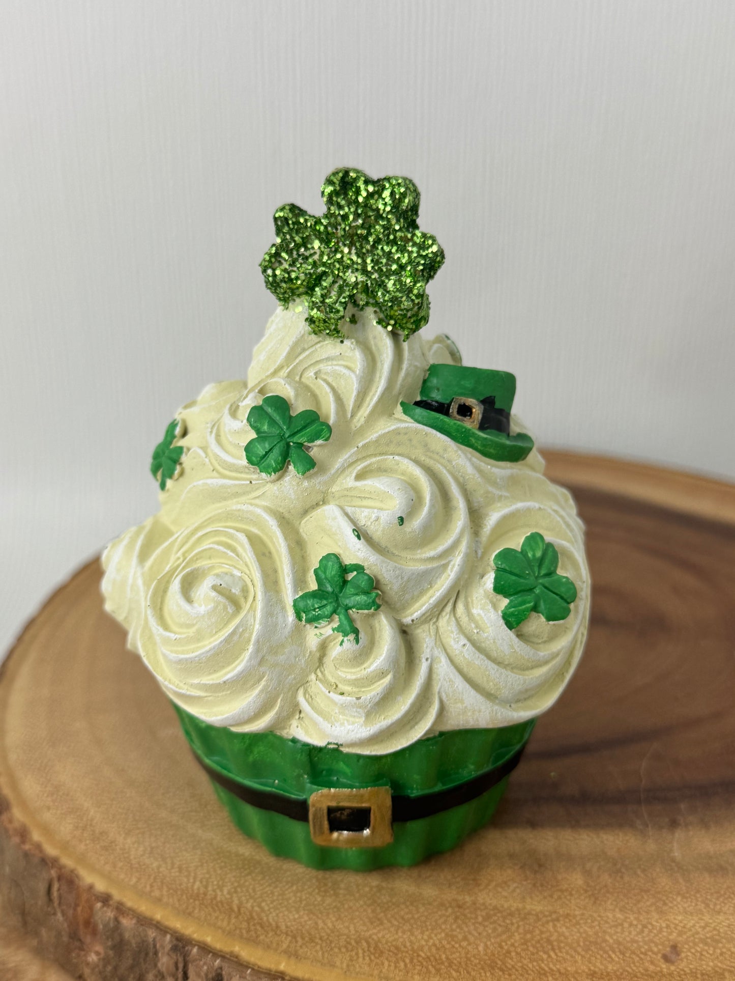 Lucky Lane St. Patrick's Day Cupcakes Set