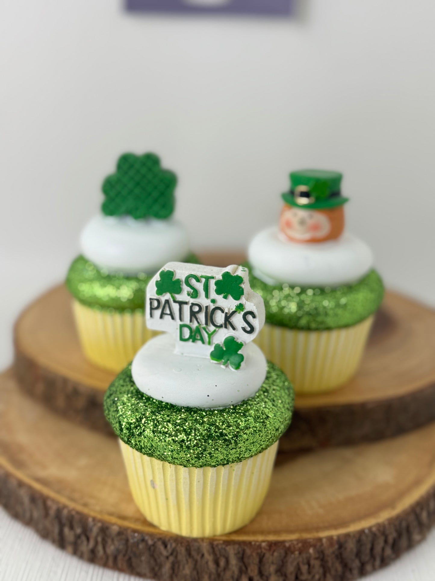 Lucky Lane St. Patrick's Day Cupcakes (Glitter)