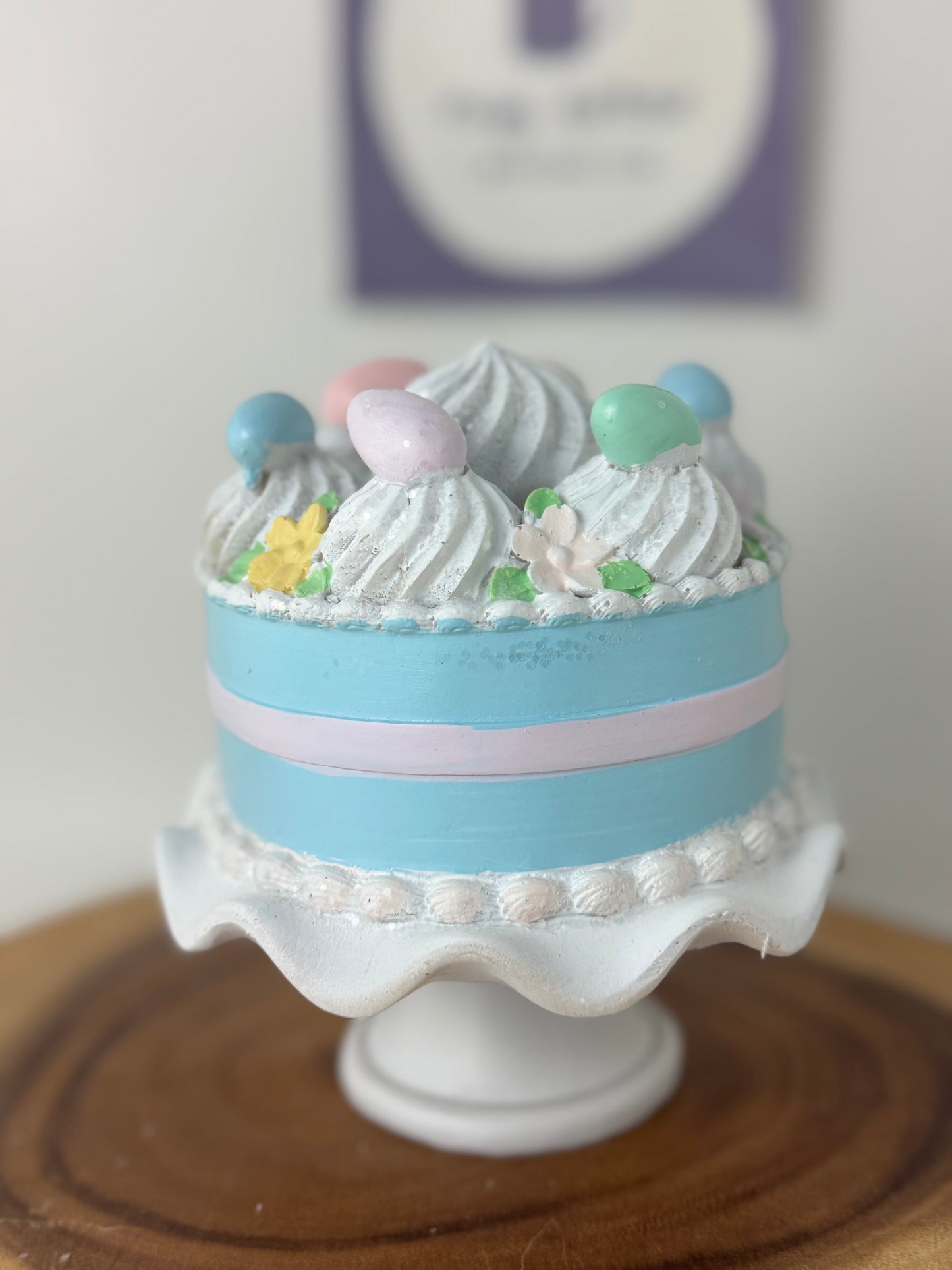 Sweet Treats Mini Easter Egg Cake Decor (Violet Bow)