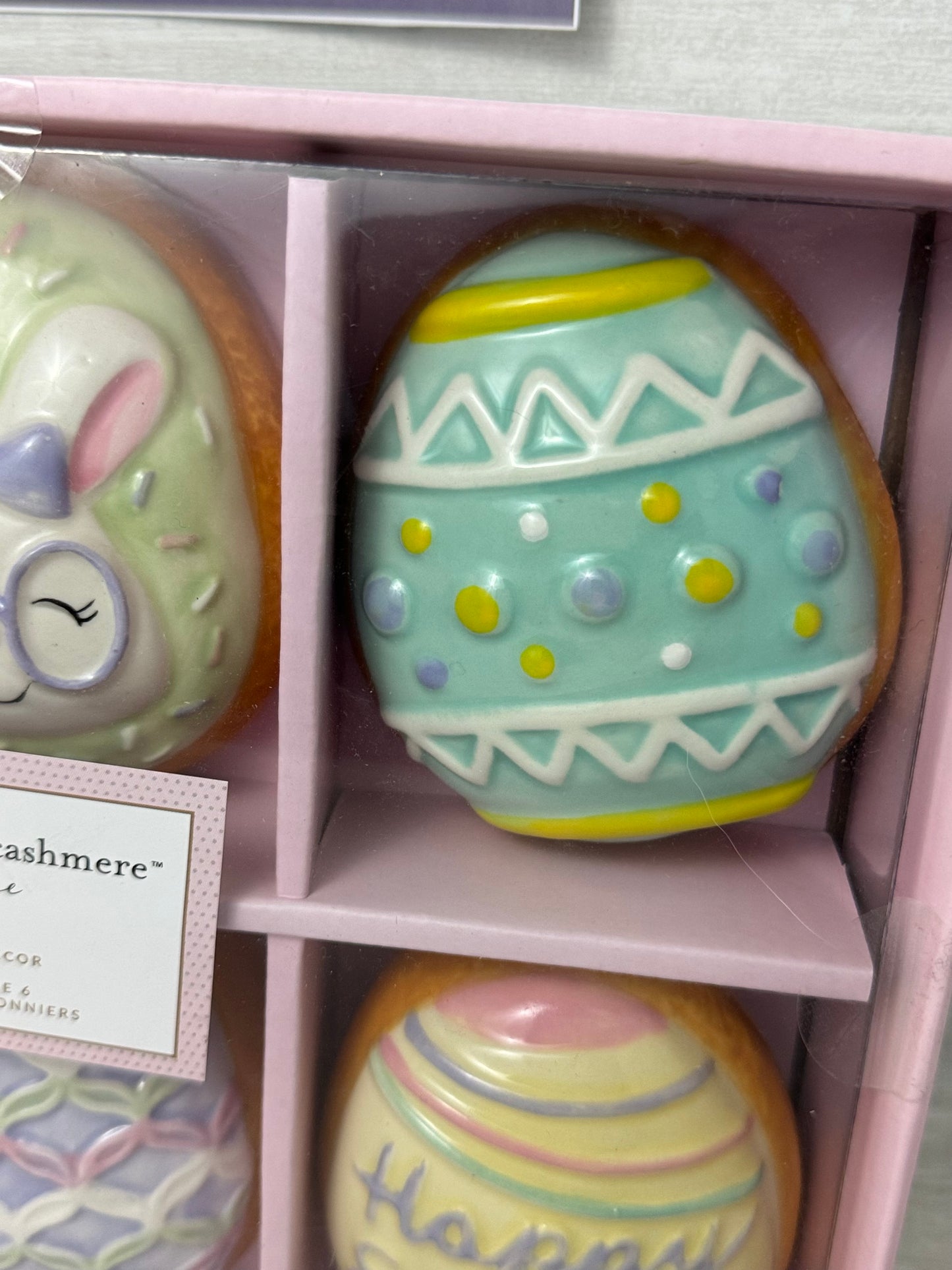 Cupcakes & Cashmere Easter Egg Cookies