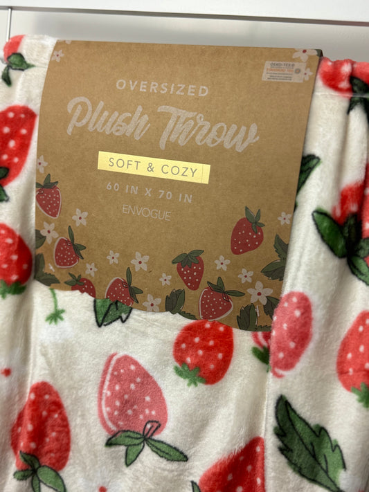 Envogue Plush Strawberry Throw