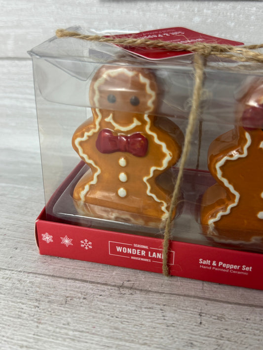 Gingerbread Men Salt And Pepper Shakers