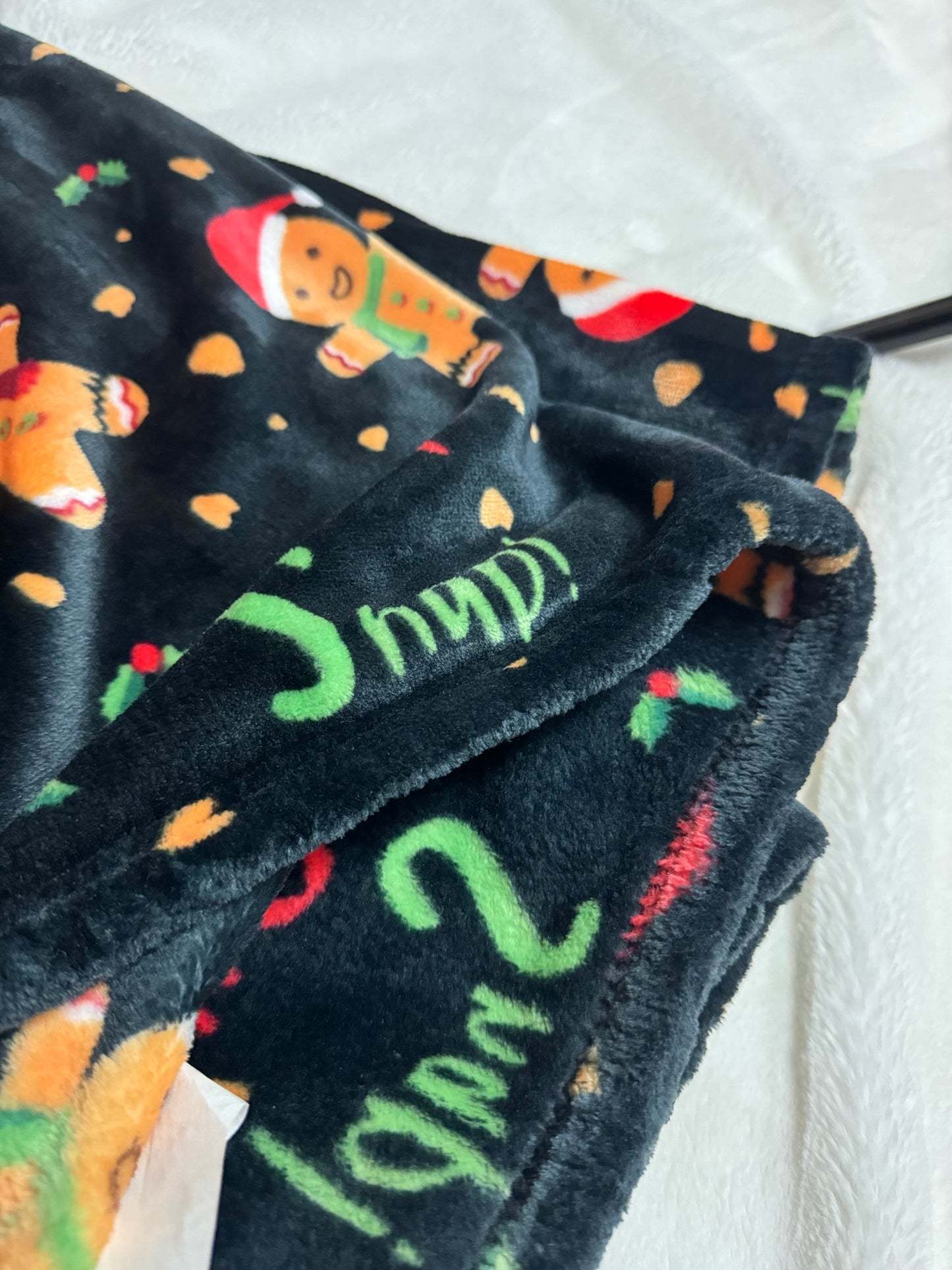 Oh Snap! Gingerbread Man Throw Blanket