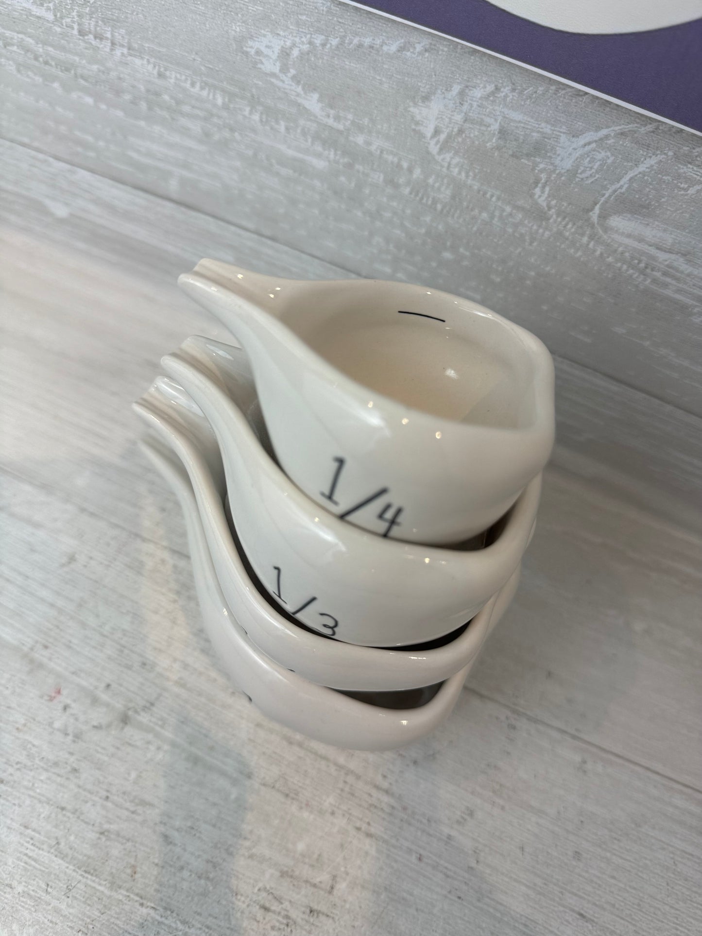 Rae Dunn Garlic Measuring Cup Set