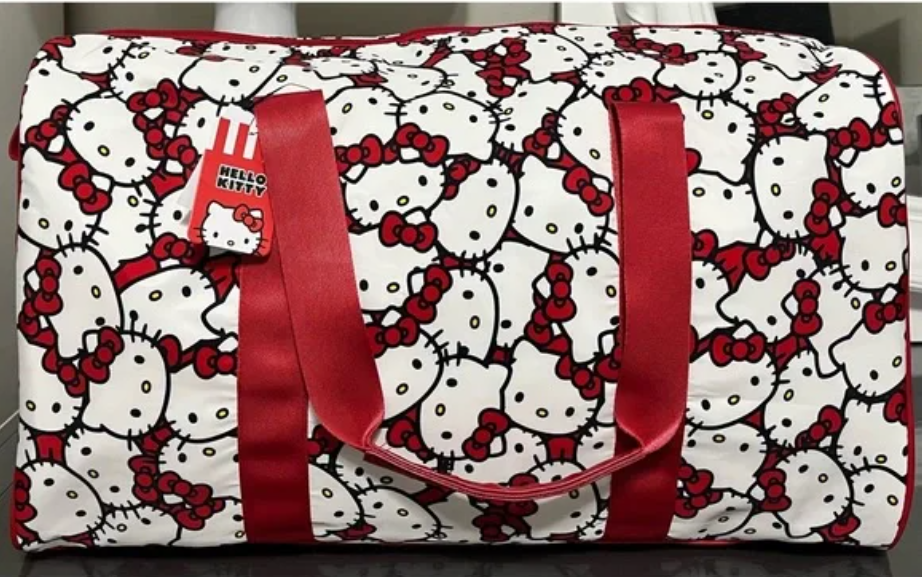 Hello kitty 2025 weekender bag