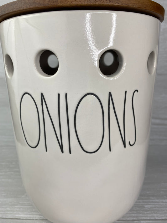 Rae Dunn Onions Cellar With Wood Lid