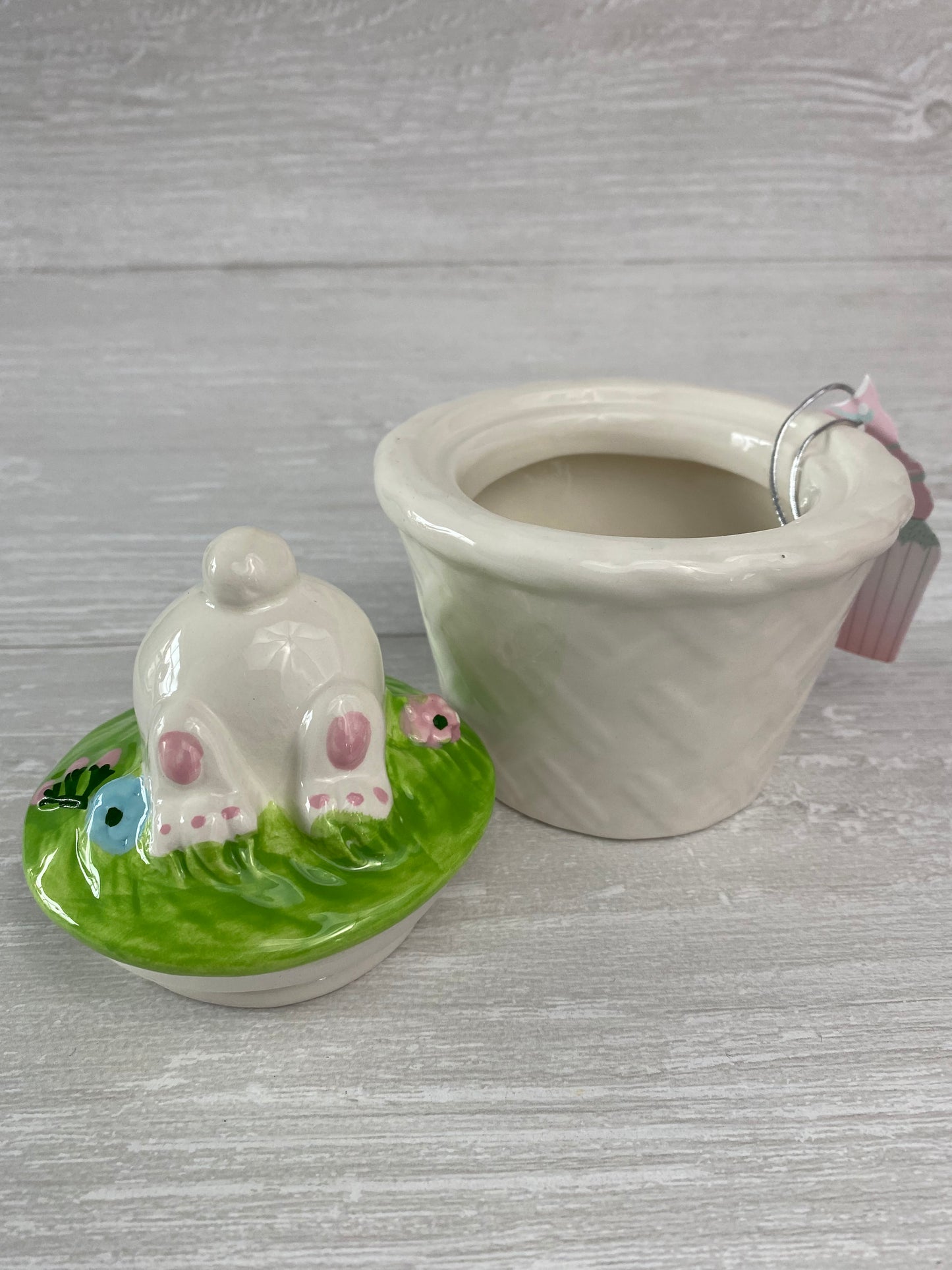 10 Strawberry Street Bunny Buns Small Canister