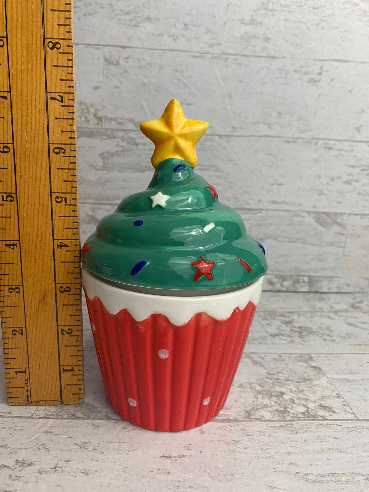 10 Strawberry Street Cupcake Christmas Canisters