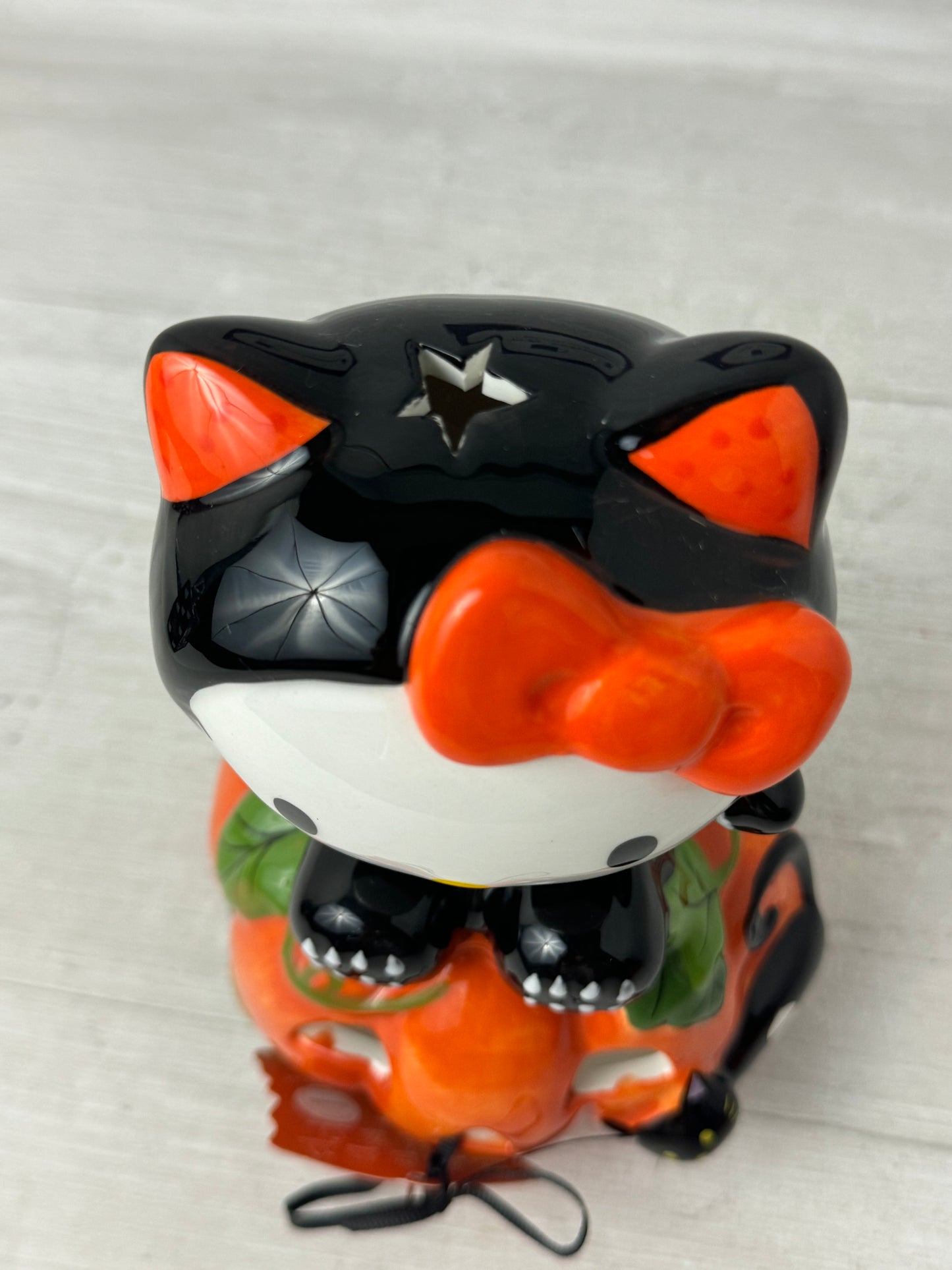 Blue Sky Hello Kitty Skeleton Pumpkin Tealight