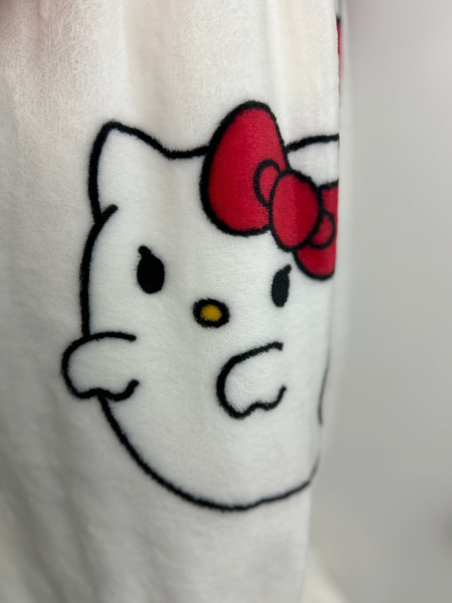 Hello Kitty Halloween White Throw