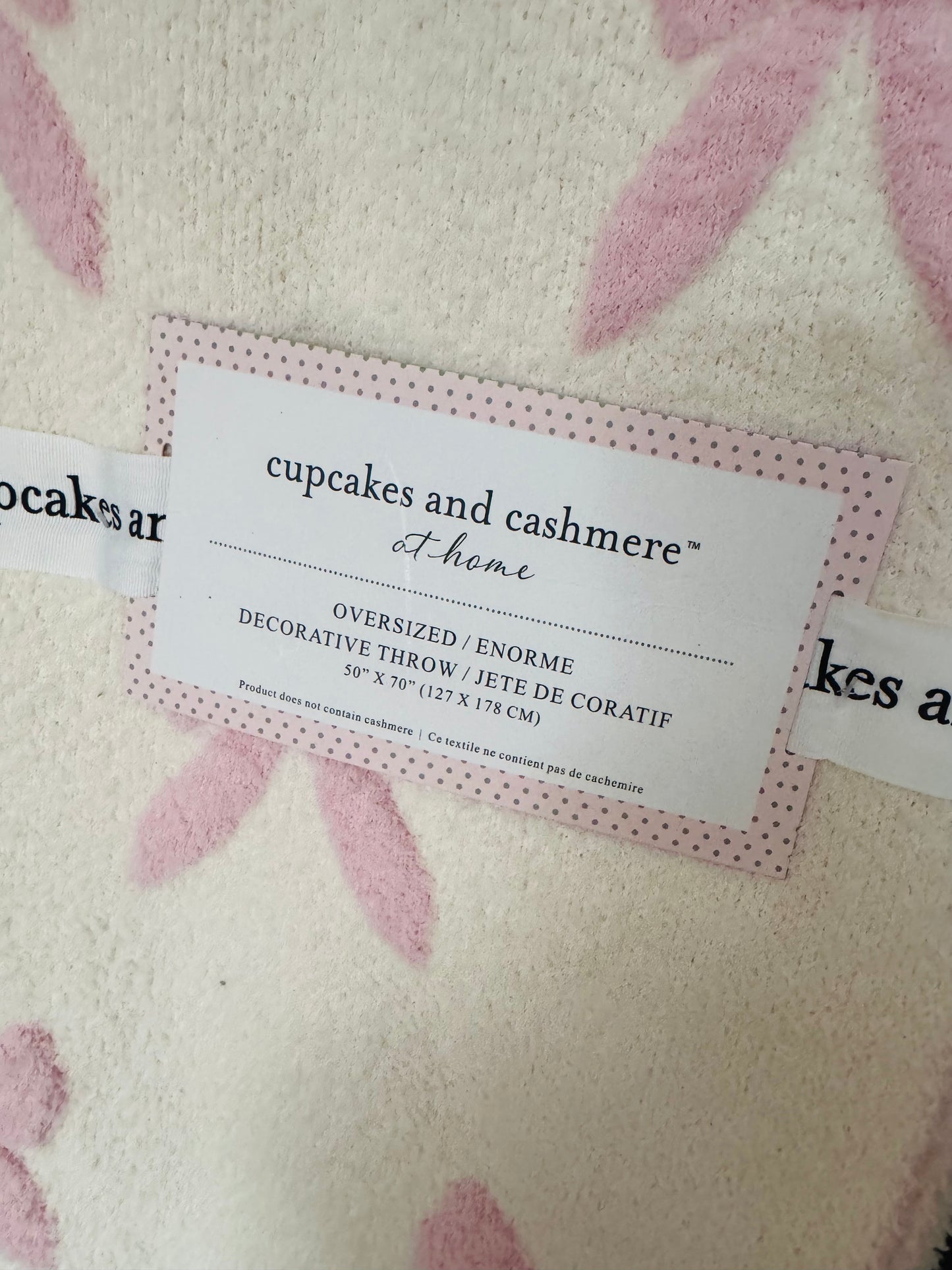 Cupcake & Cashmere Pink Bow Knit Throw