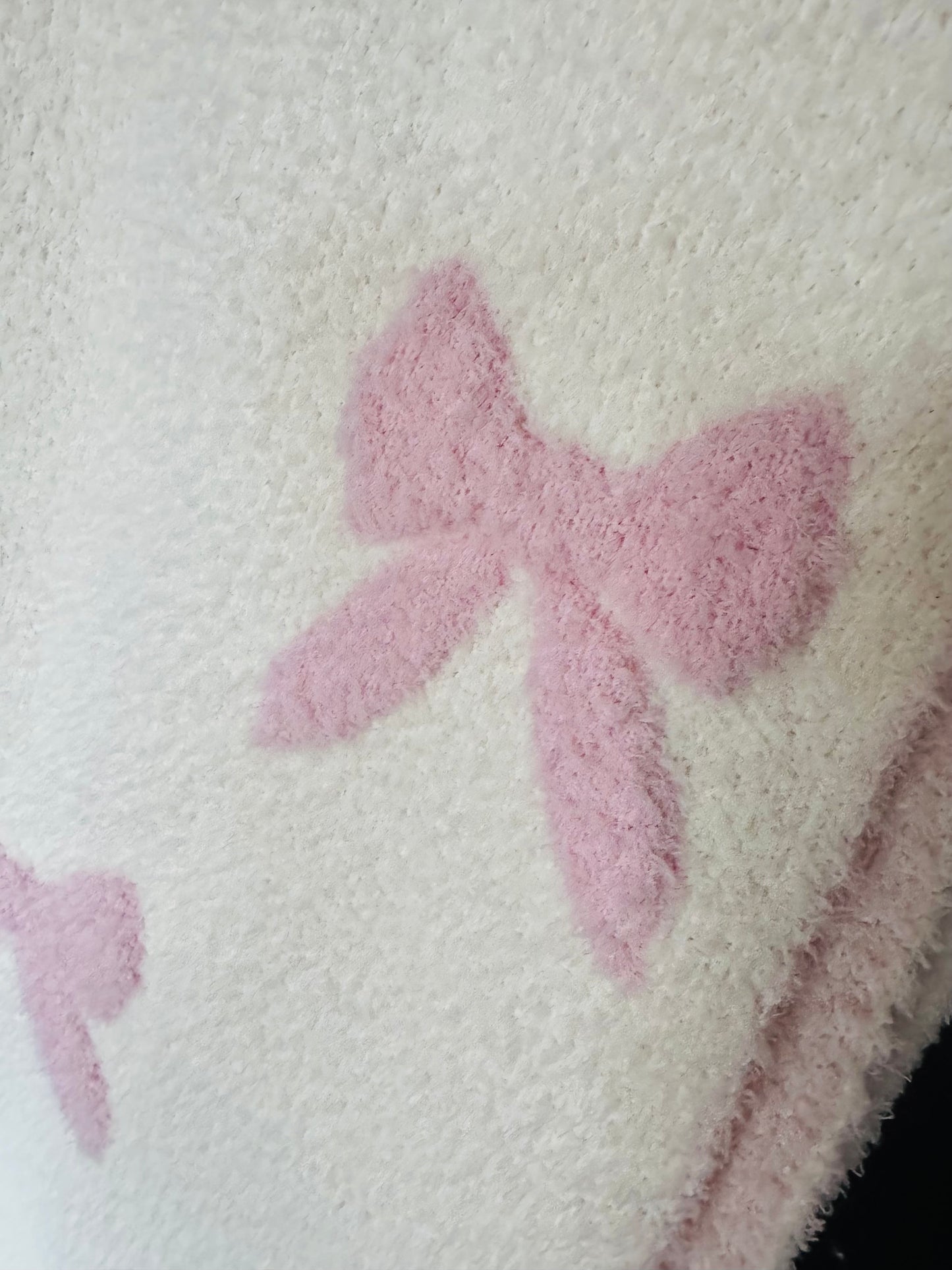 Cupcake & Cashmere Pink Bow Knit Throw