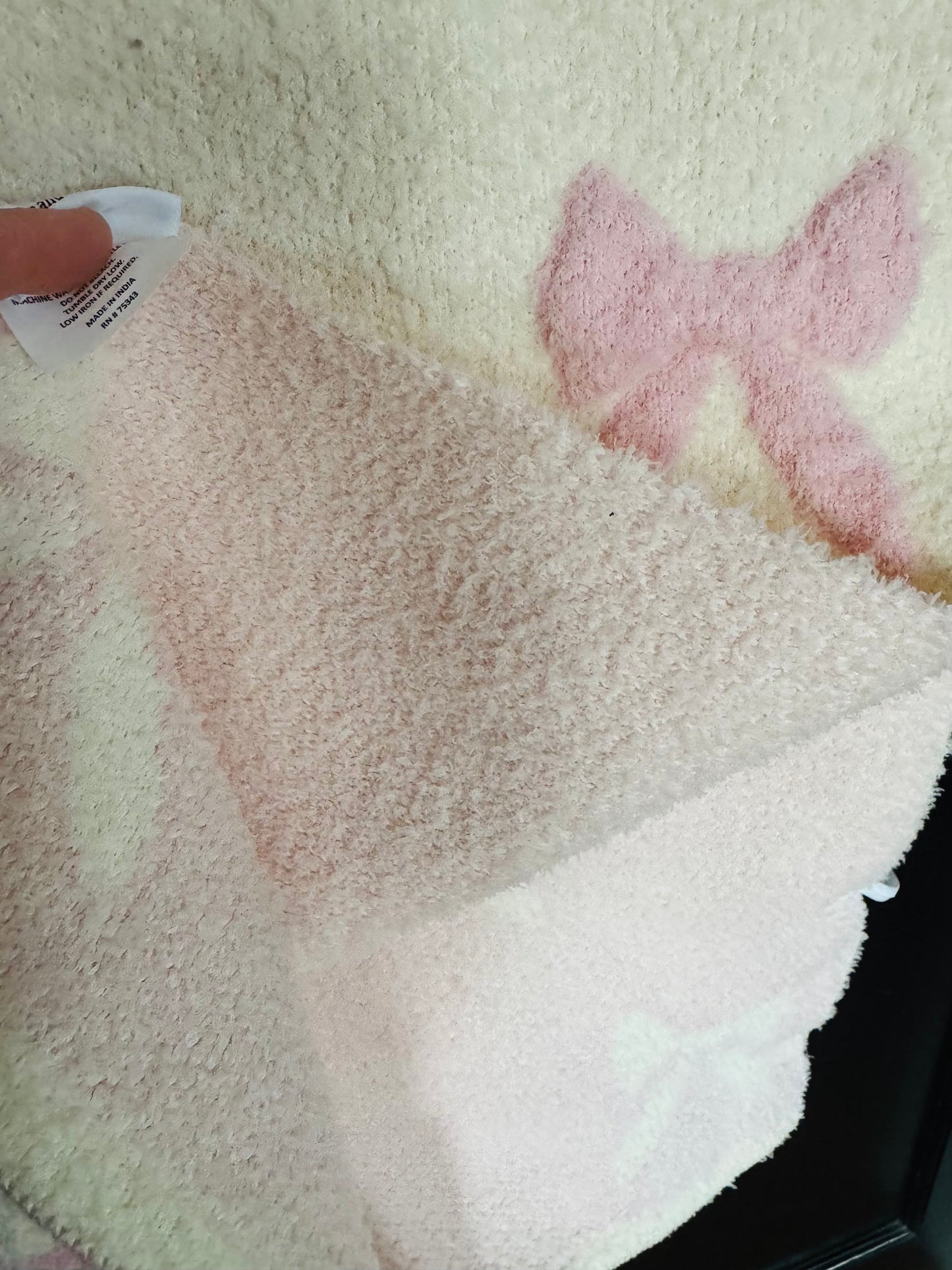 Cupcake & Cashmere Pink Bow Knit Throw