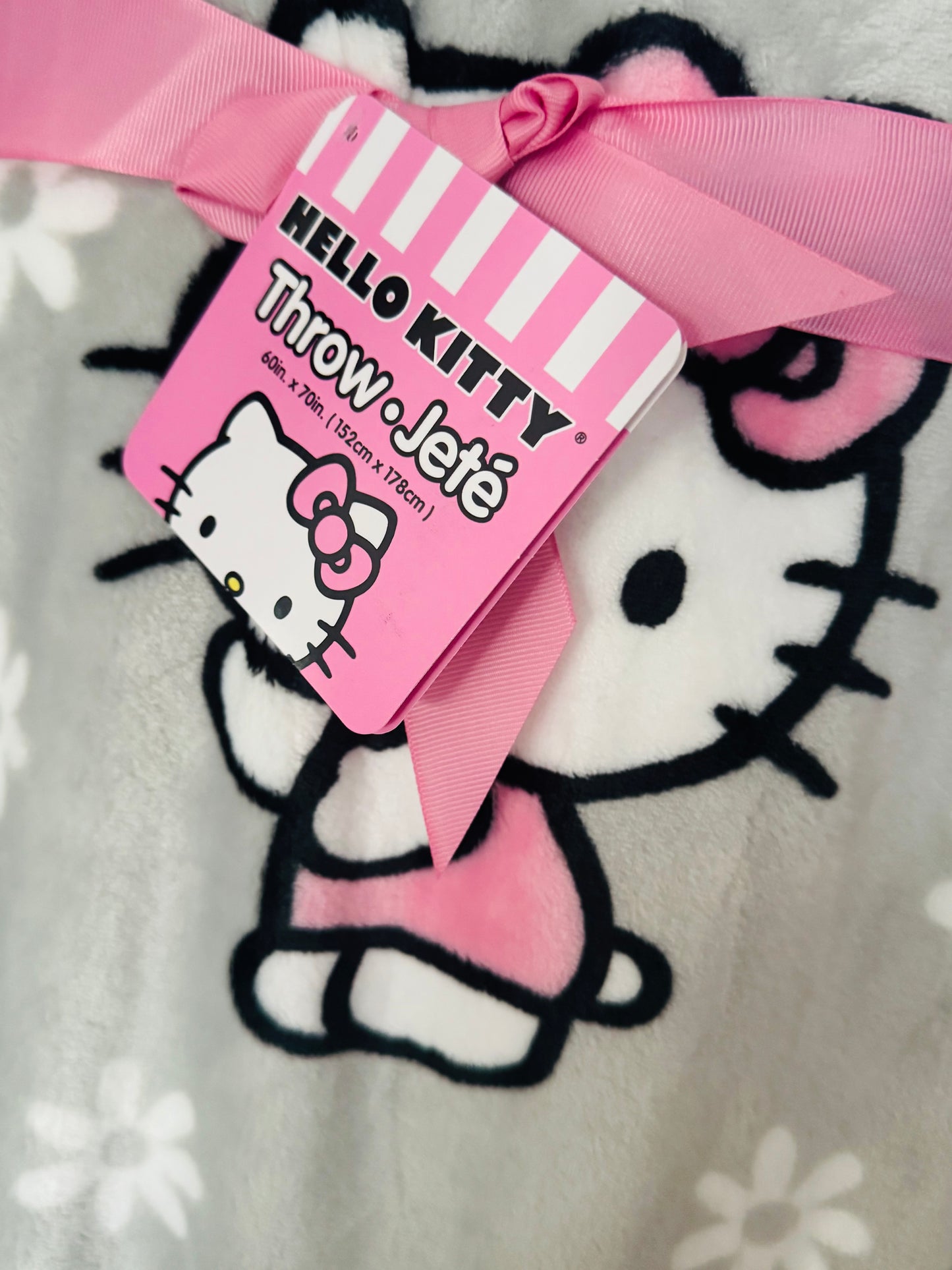 Hello Kitty Gray Throw Blanket