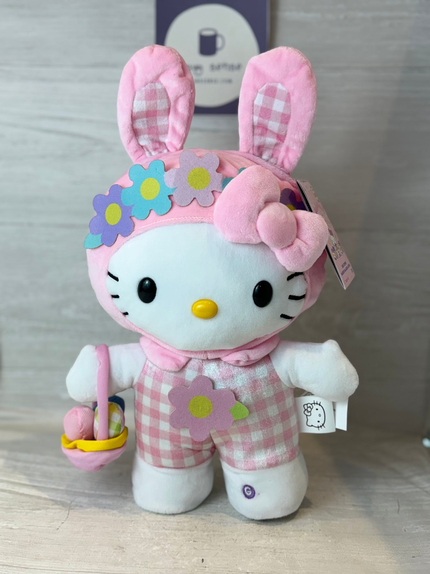 Hello Kitty Easter Musical Side Stepper Pink