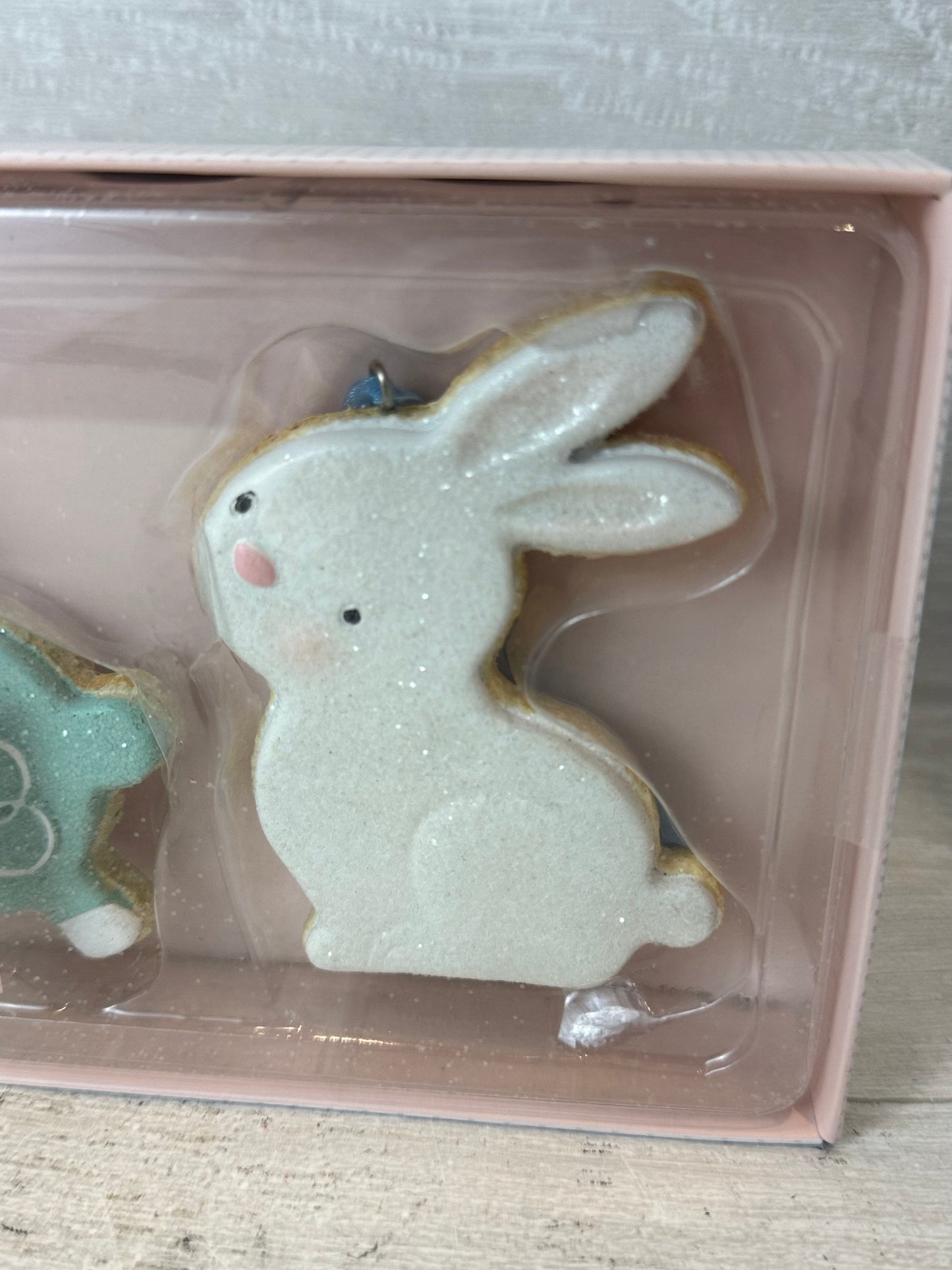 Cupcakes & Cashmere Easter Cookies Ornaments