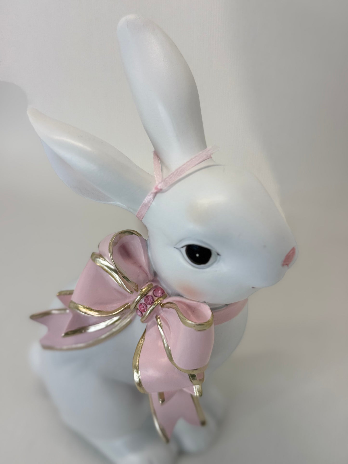 Cupcakes & Cashmere Medium Bow Easter Bunny