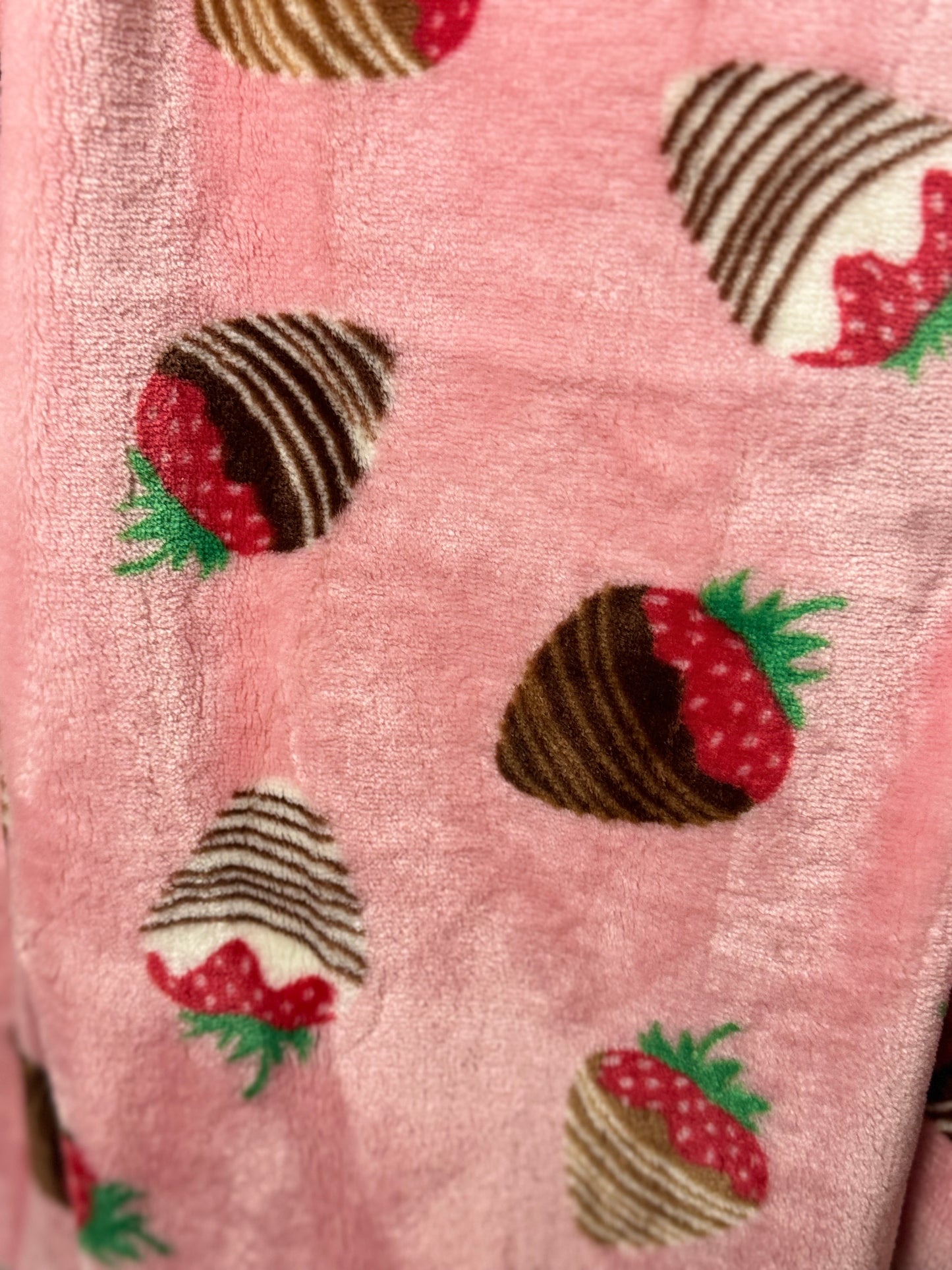 Deco Chocolate Strawberry Throw Blanket