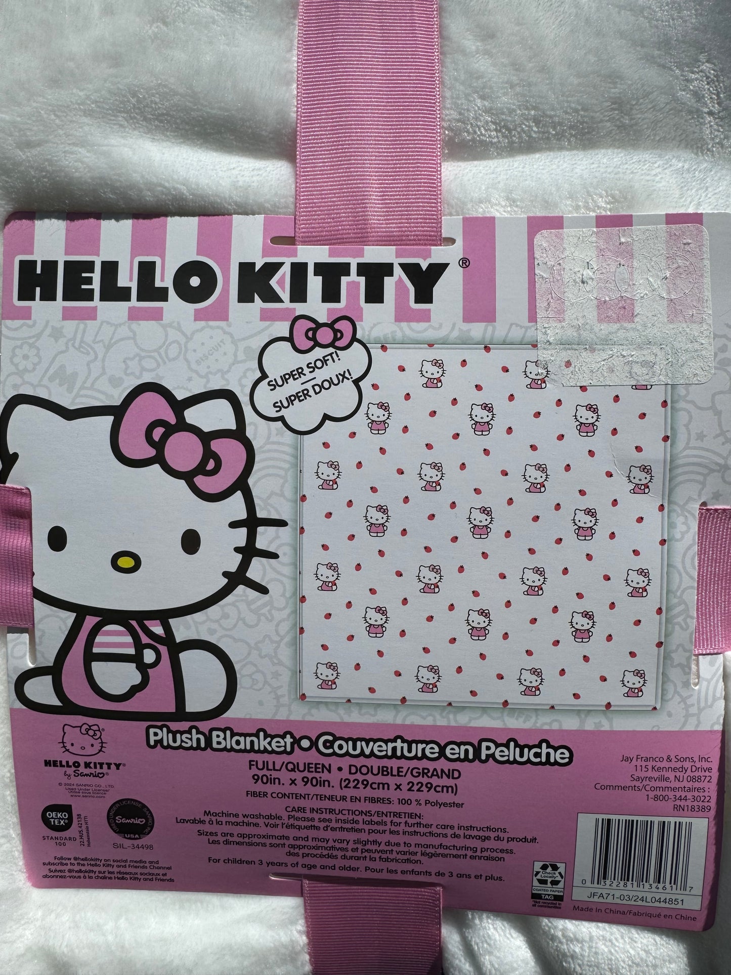 Hello Kitty Strawberry Full/Queen Blanket