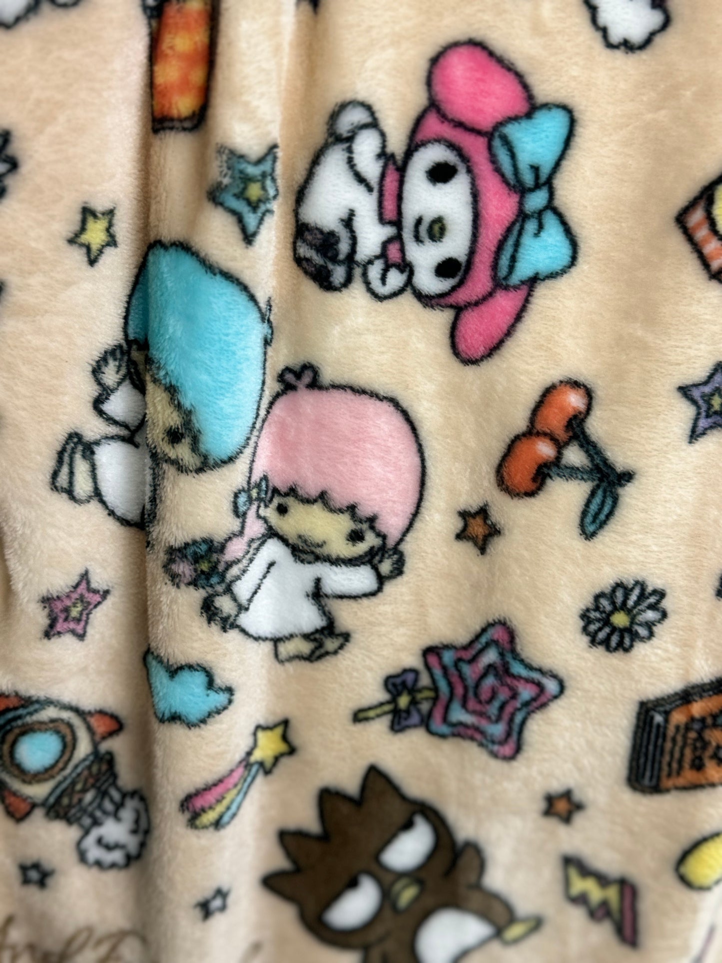 Hello Kitty and Friends Throw Blanket Cloud