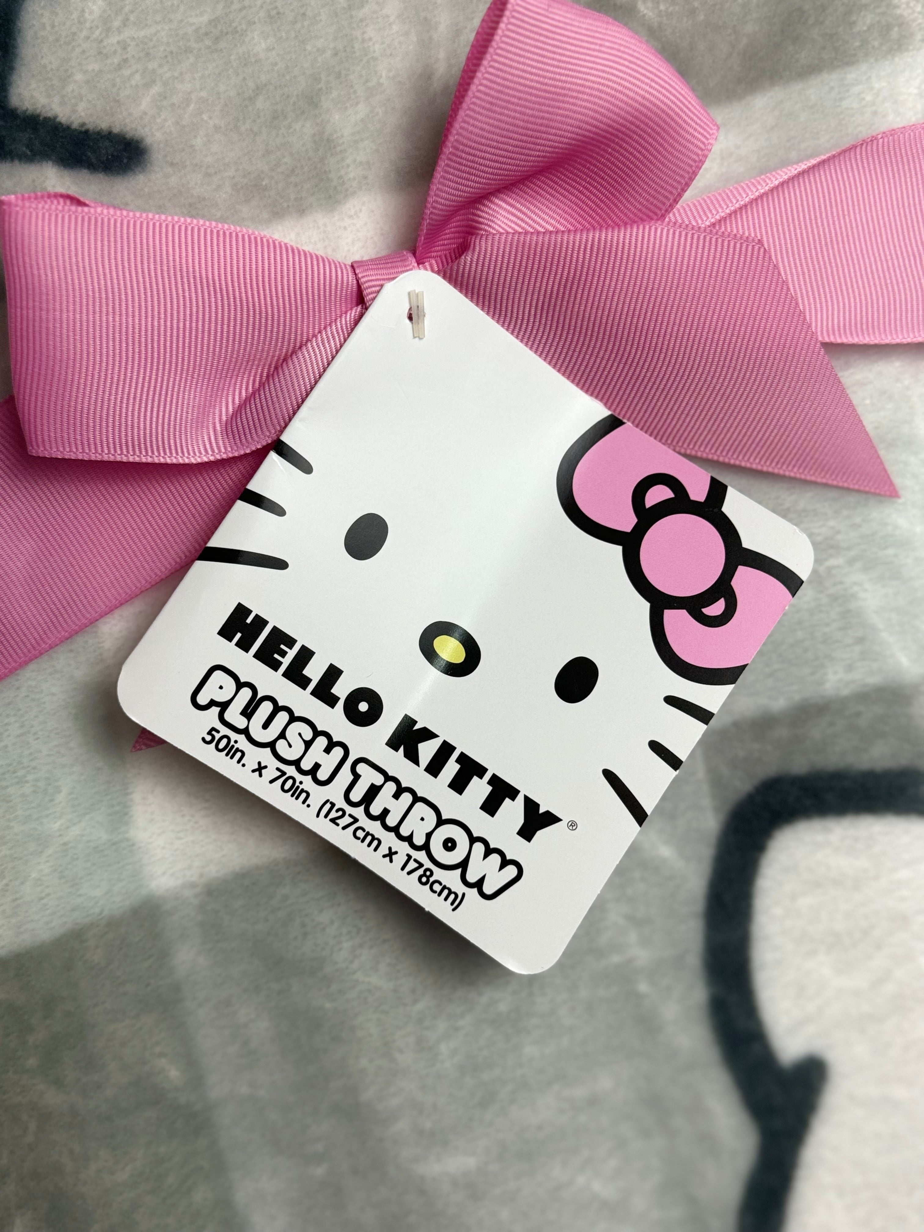 Hello kitty online throw