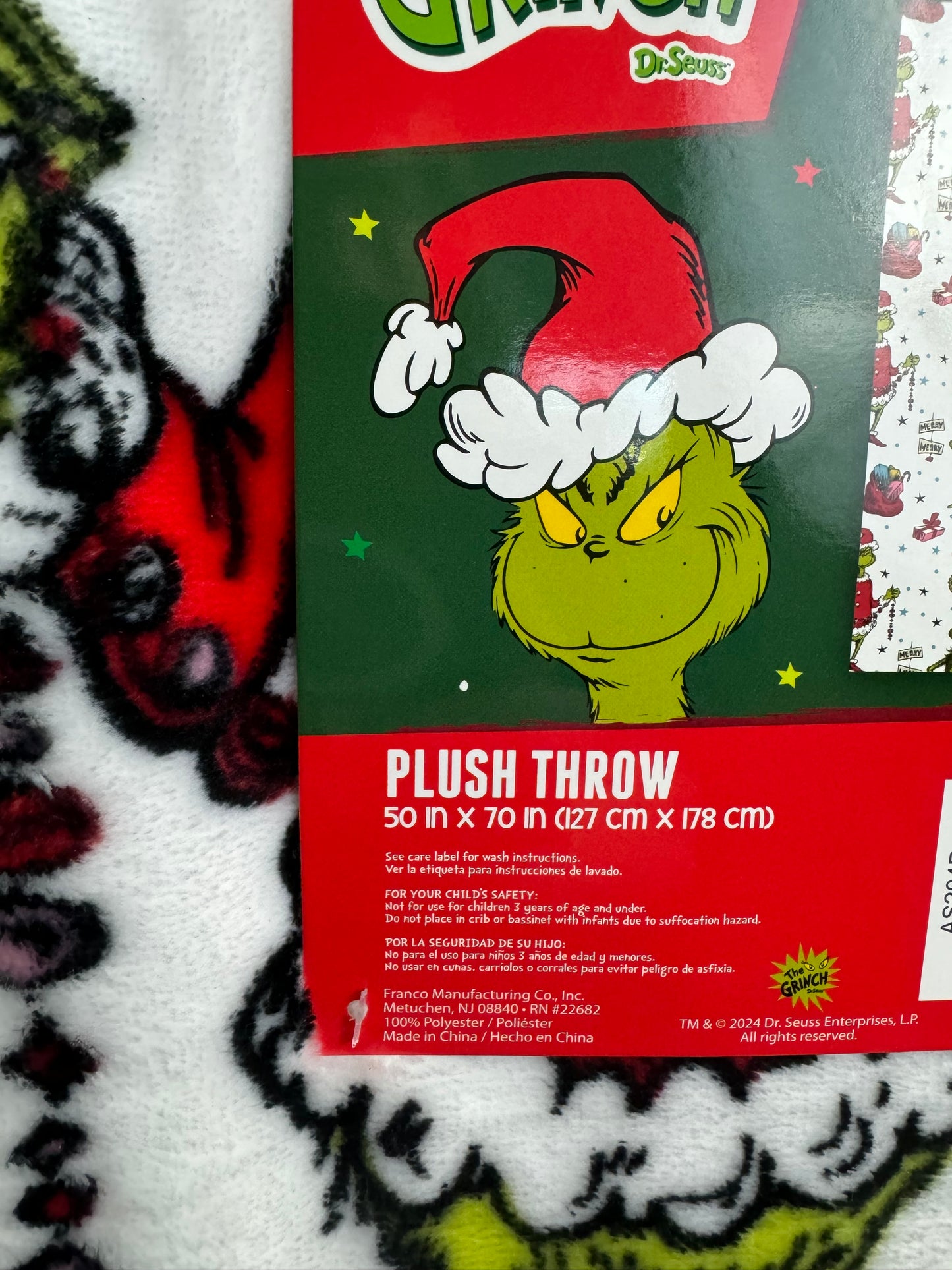 Grinch Christmas Throw Blanket~ Cindy Lou Who & Grinch