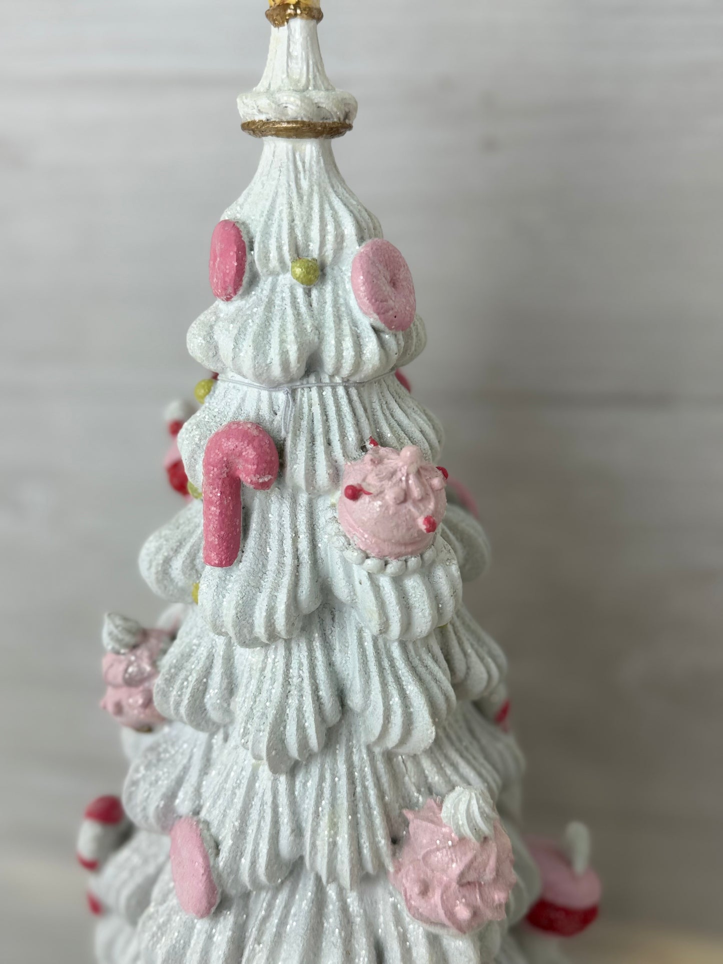 Peppermint Square Pink Cupcake 16" Tree