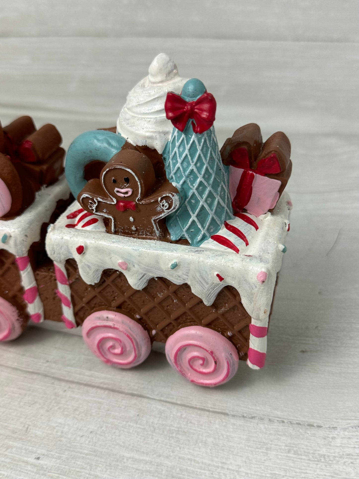 Peppermint Square Gingerbread Christmas Train