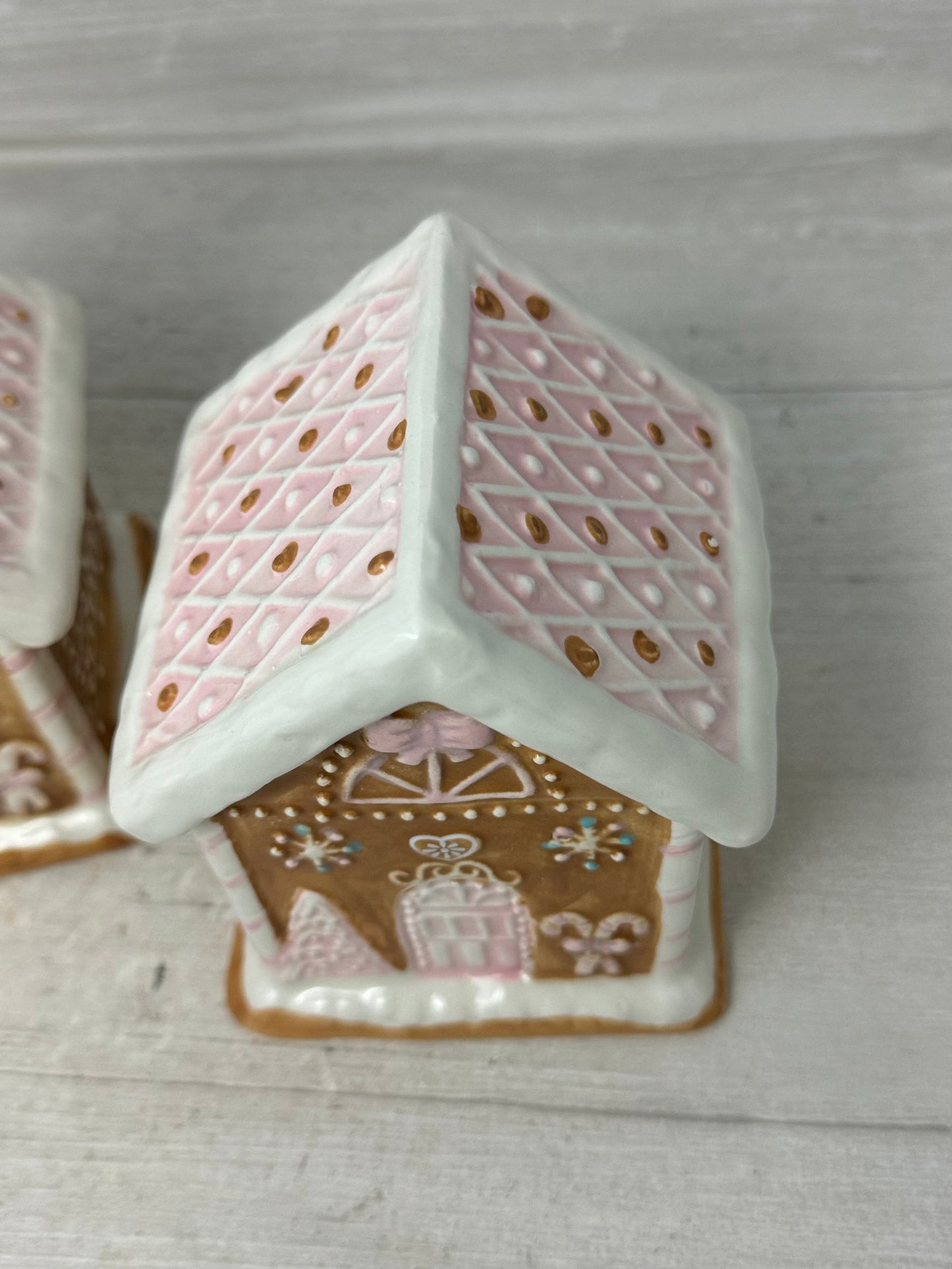 Gingerbread House Soap Dispenser & Sponge Holder Set