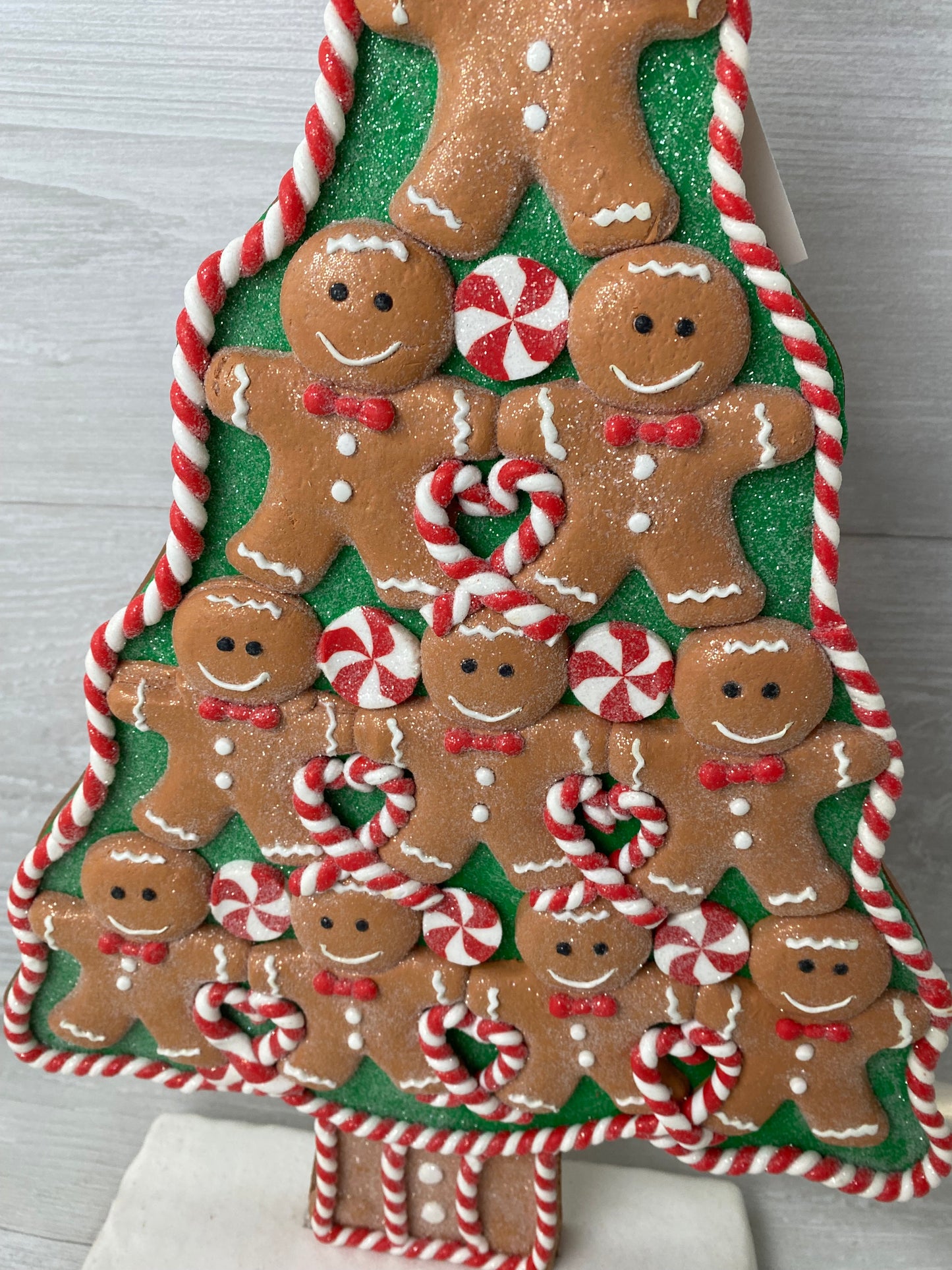 Large Gingerbread Man Tree