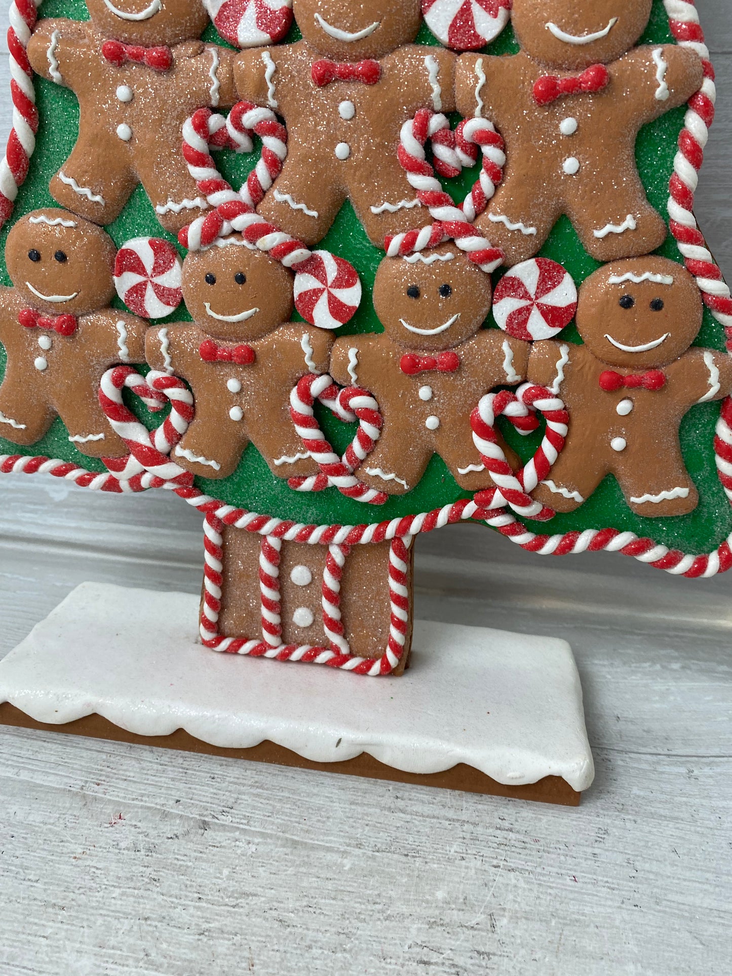 Large Gingerbread Man Tree