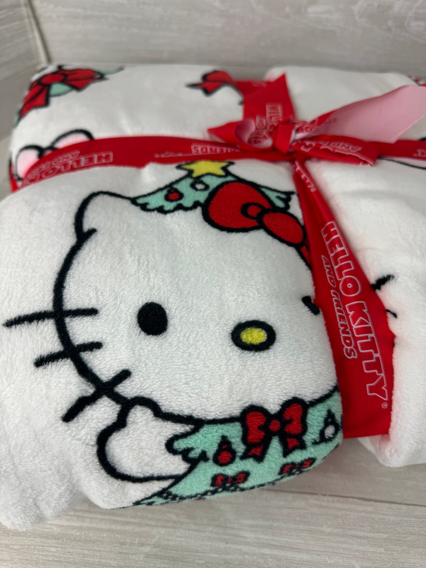 Hello Kitty Christmas Bow Twin Blanket