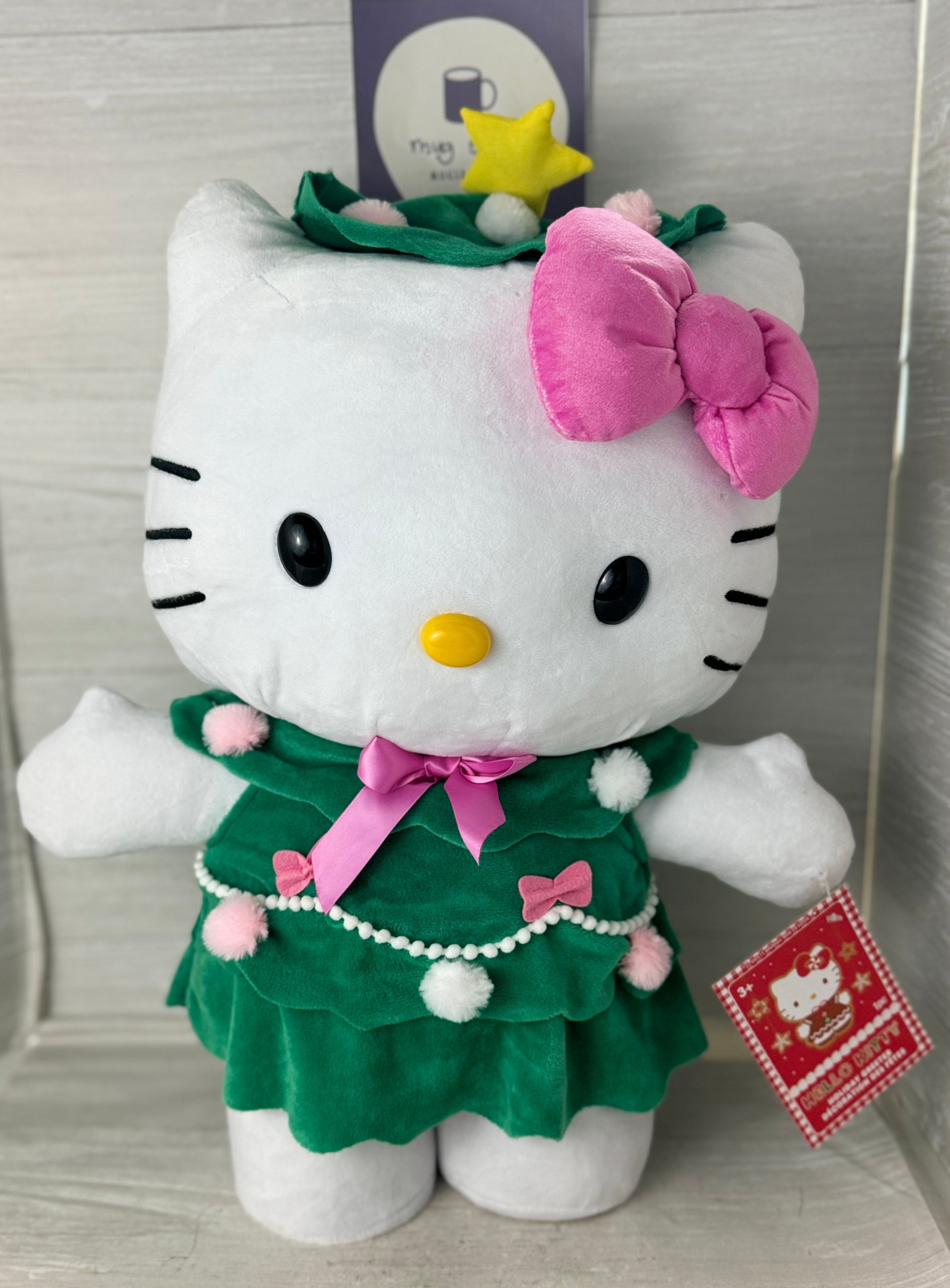 HELLO KITTY 20” Christmas Tree buy Greeter