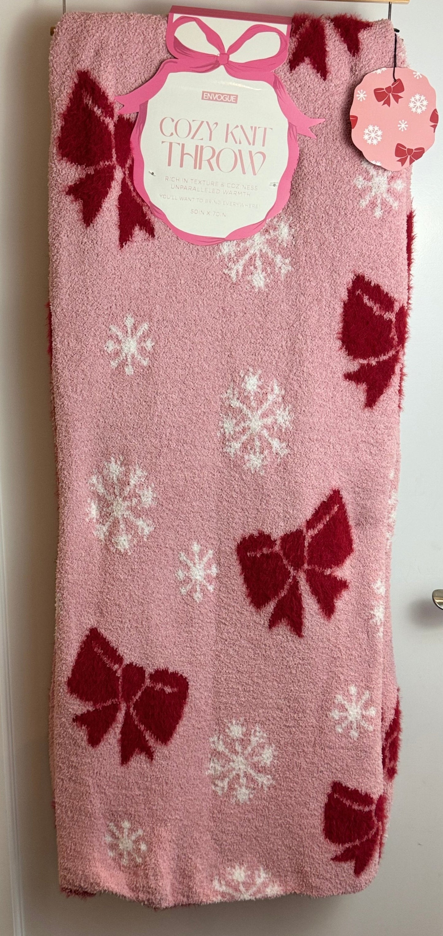 Envogue Pink Bow Knit Throw