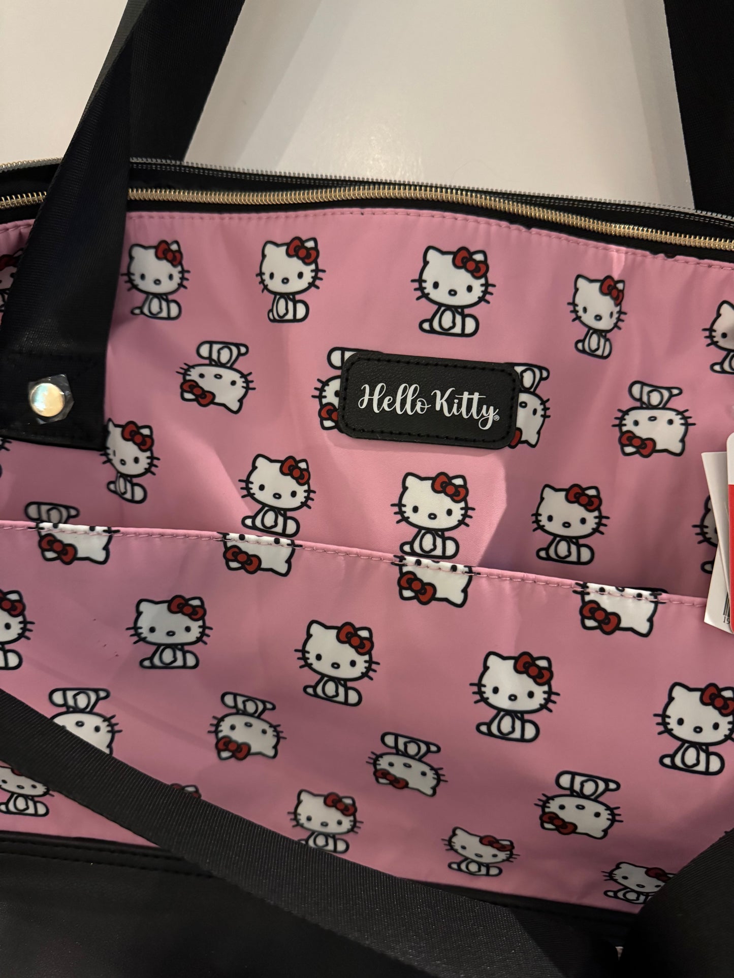 Hello Kitty Weekender Bag - Pink