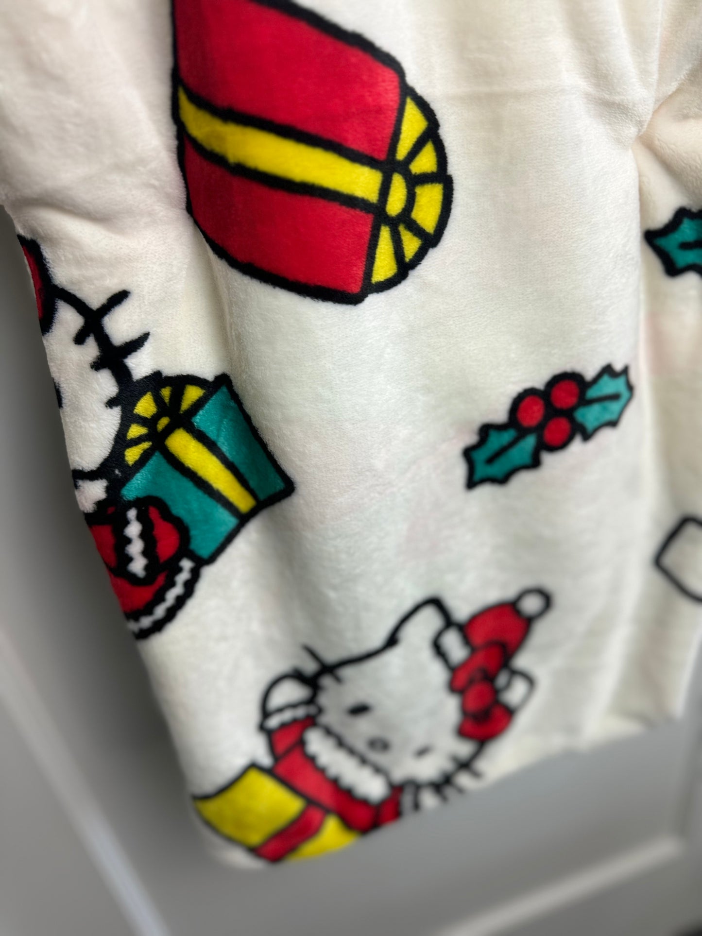 Hello Kitty Christmas Presents Throw Blanket