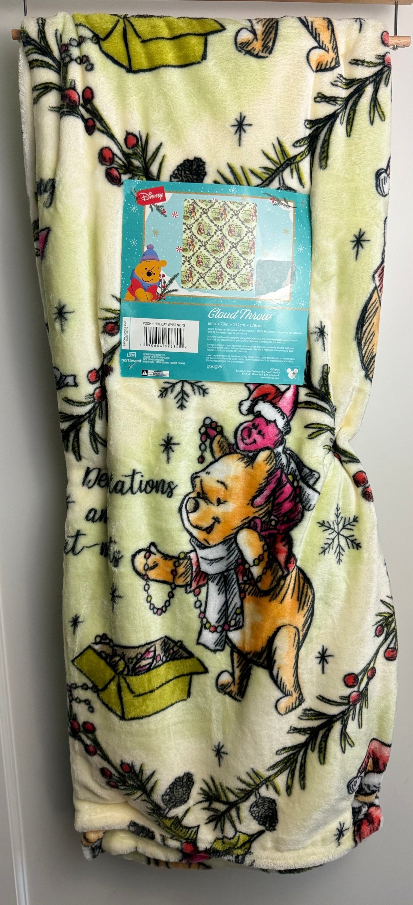 Disney's Winnie The Pooh Christmas Throw Blanket