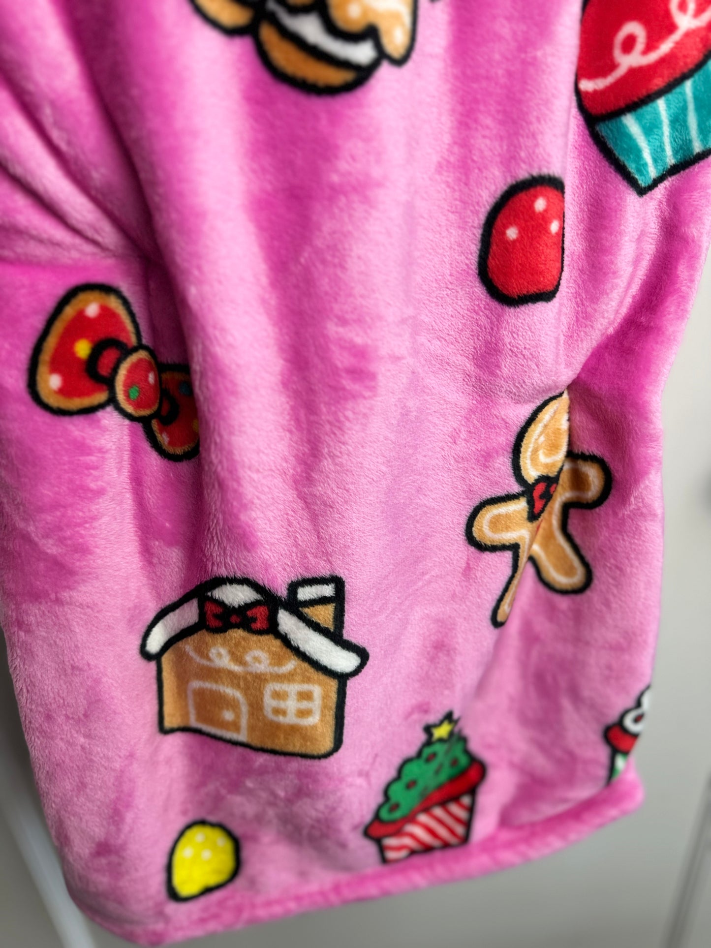 Hello Kitty Christmas Pink Gingerbread Throw Blanket