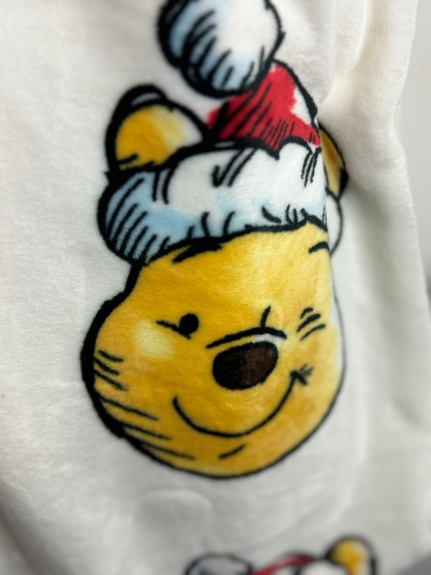 Disney's Winnie The Pooh Face Christmas Throw Blanket