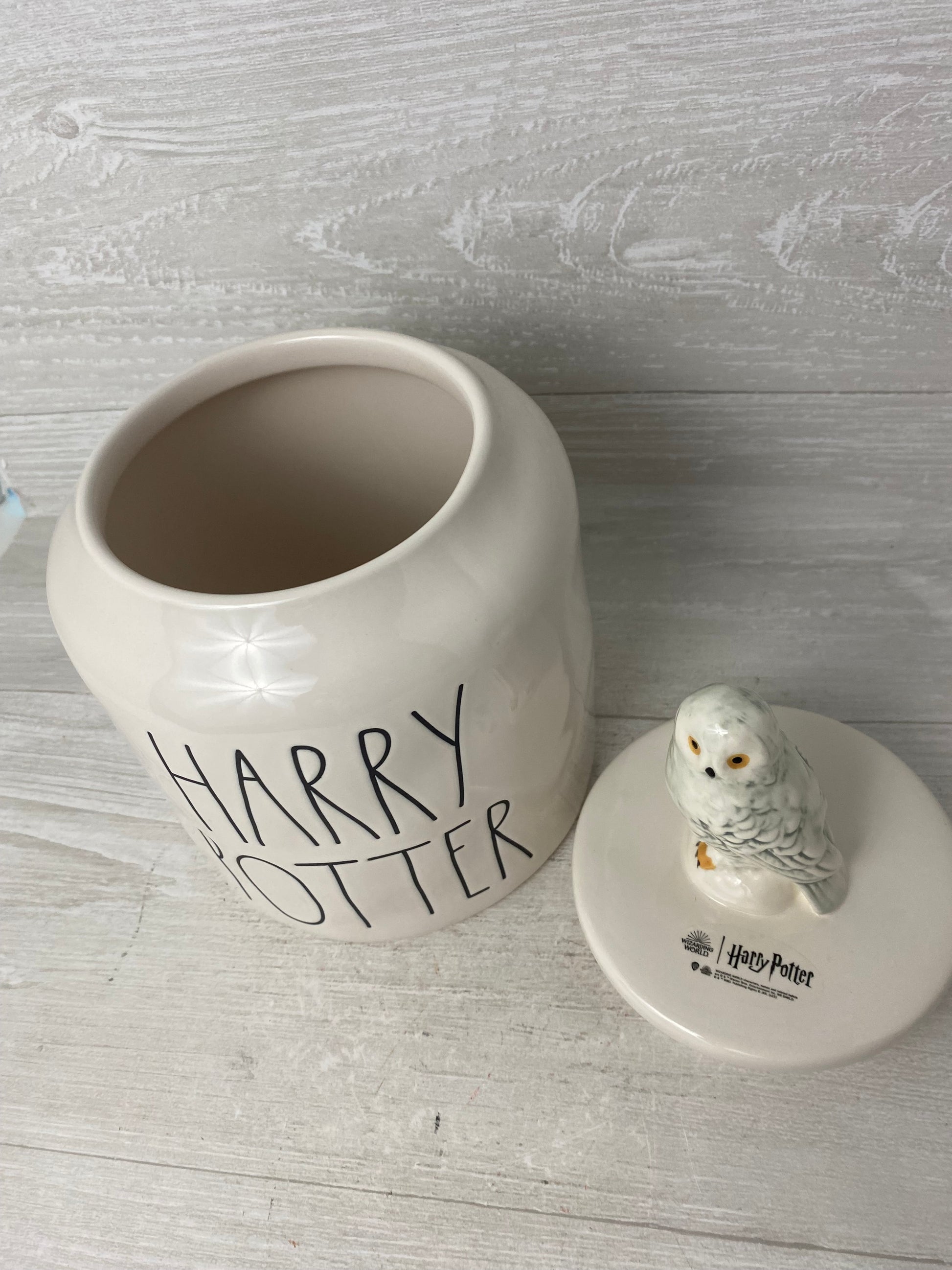 Rae Dunn Harry Potter Mugs DS, Mugs W/topper, Hedwig, Harry Potter  Canisters please Click on the Drop Down Menu and Select 