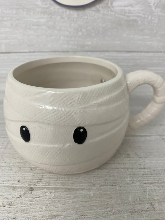 Blue Sky Ghost Scared Of Mouse Mug – Mug Sense