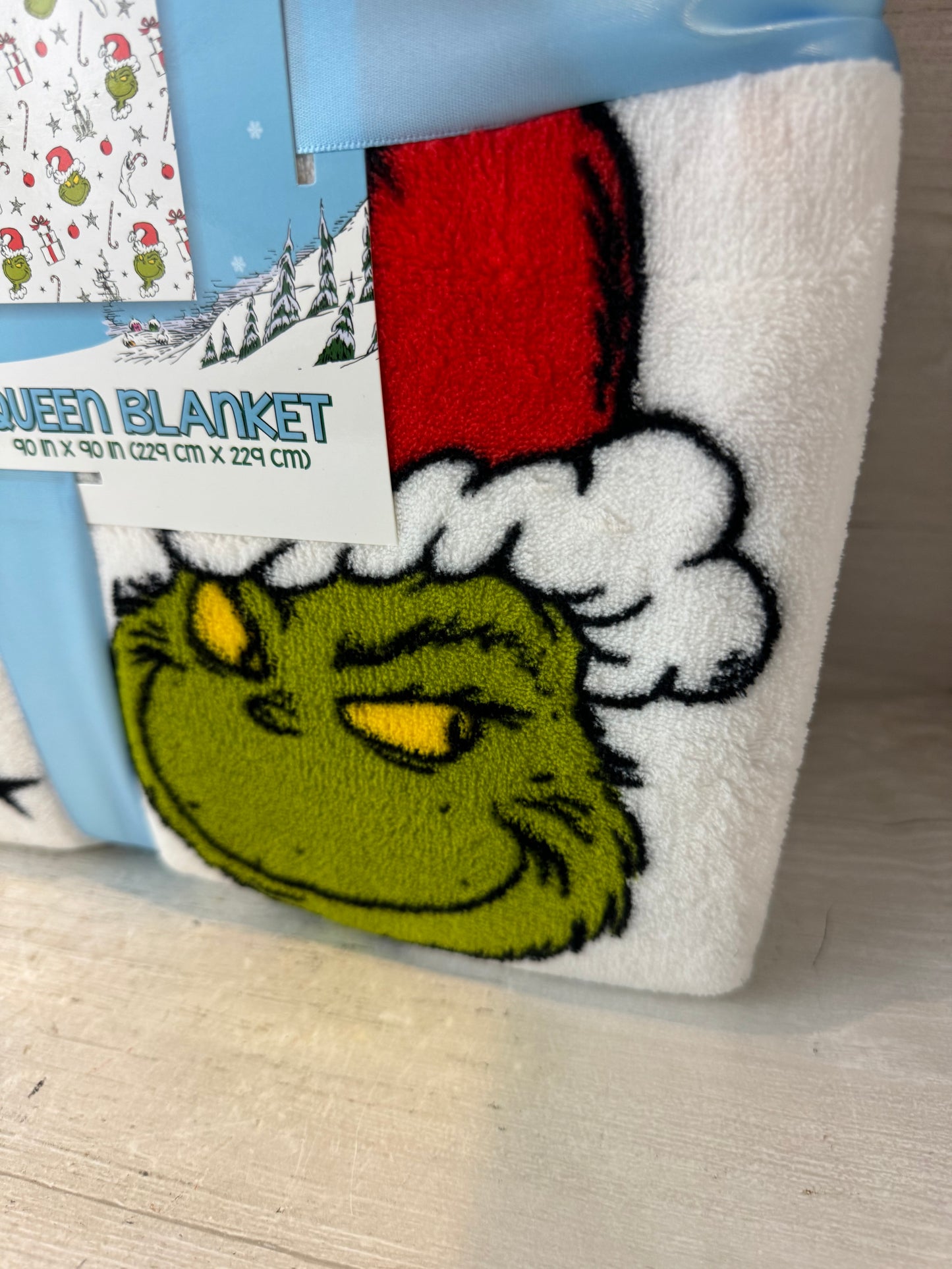 The Grinch Christmas Full/Queen Blanket White