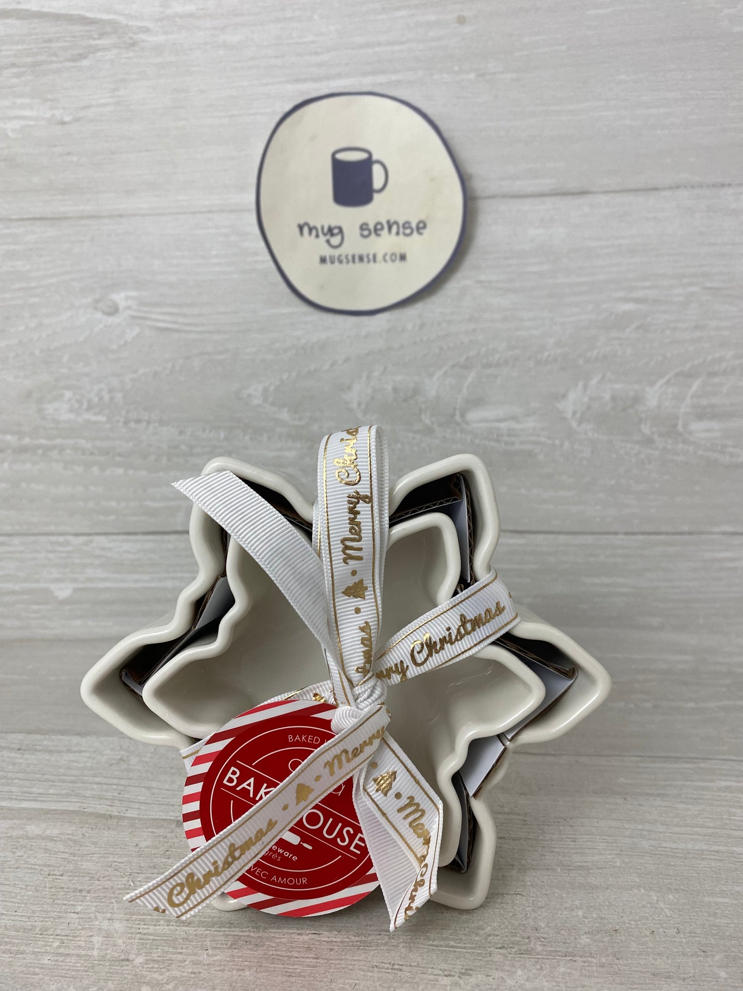 Bake House's Snowflake Cup Set