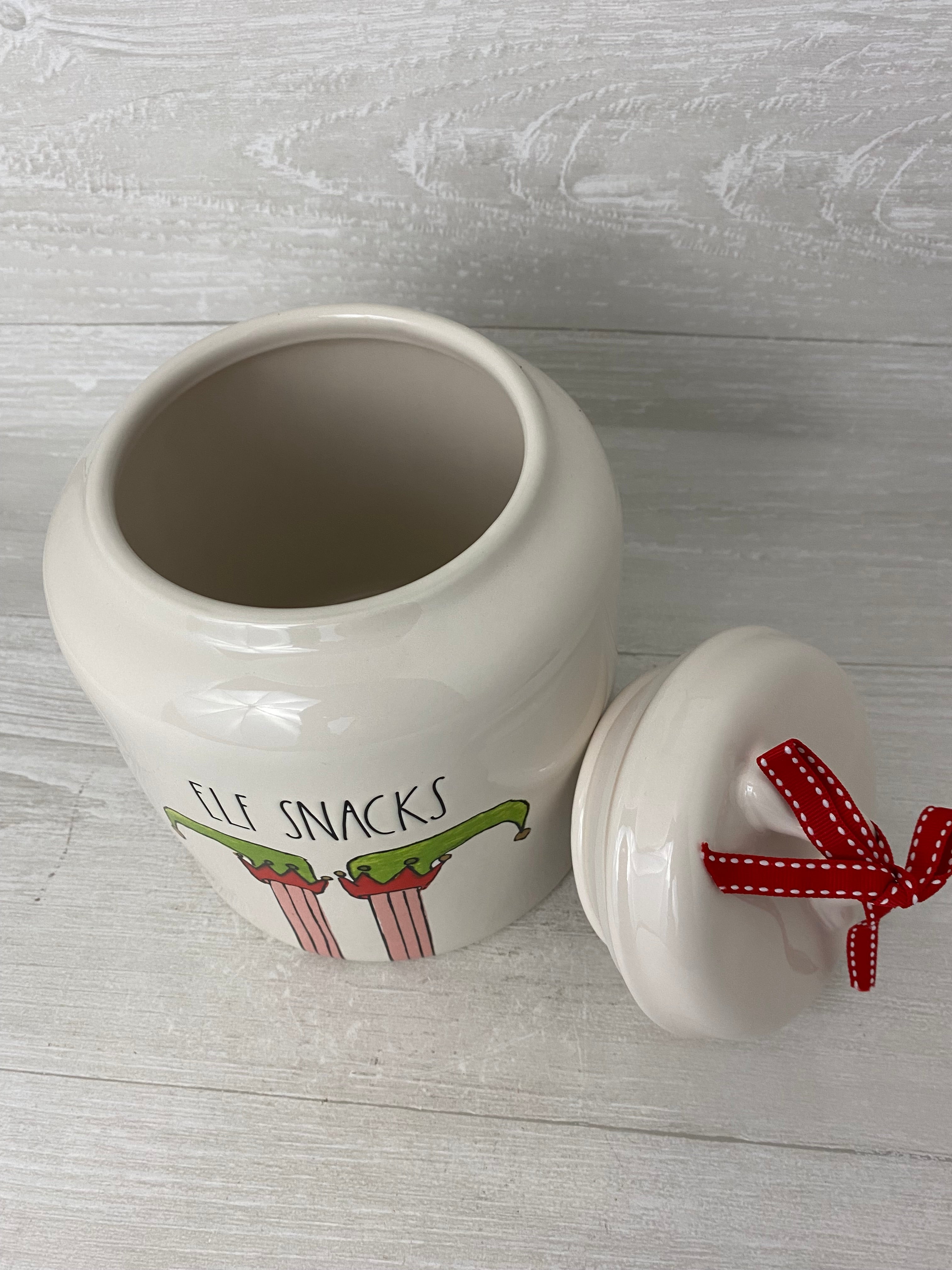 Rae Dunn outlets Elf Snacks Chubby Canister 2021